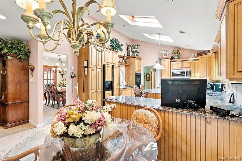 22 Gemini Lane, Smithtown, NY, 3 Bedrooms Bedrooms, 7 Rooms Rooms,2 BathroomsBathrooms,Residential,For Rent,Gemini,0,1033550 22 Gemini Lane, Smithtown, NY, 3 Bedrooms Bedrooms, 7 Rooms Rooms,2 BathroomsBathrooms,Residential,For Rent,Gemini,0,1033550