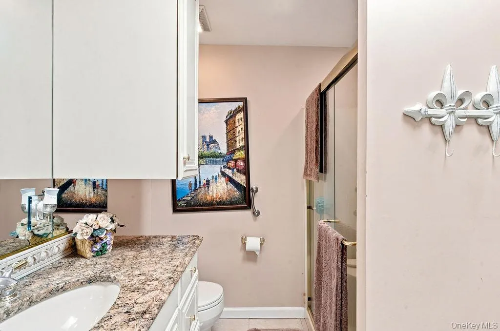 22 Gemini Lane, Smithtown, NY, 3 Bedrooms Bedrooms, 7 Rooms Rooms,2 BathroomsBathrooms,Residential,For Rent,Gemini,0,1033550 22 Gemini Lane, Smithtown, NY, 3 Bedrooms Bedrooms, 7 Rooms Rooms,2 BathroomsBathrooms,Residential,For Rent,Gemini,0,1033550