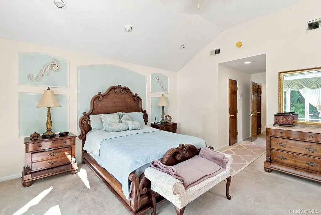 22 Gemini Lane, Smithtown, NY, 3 Bedrooms Bedrooms, 7 Rooms Rooms,2 BathroomsBathrooms,Residential,For Rent,Gemini,0,1033550 22 Gemini Lane, Smithtown, NY, 3 Bedrooms Bedrooms, 7 Rooms Rooms,2 BathroomsBathrooms,Residential,For Rent,Gemini,0,1033550