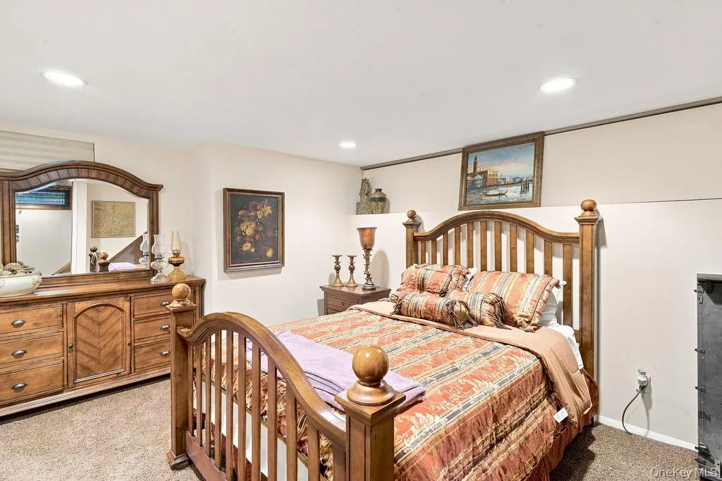 22 Gemini Lane, Smithtown, NY, 3 Bedrooms Bedrooms, 7 Rooms Rooms,2 BathroomsBathrooms,Residential,For Rent,Gemini,0,1033550 22 Gemini Lane, Smithtown, NY, 3 Bedrooms Bedrooms, 7 Rooms Rooms,2 BathroomsBathrooms,Residential,For Rent,Gemini,0,1033550