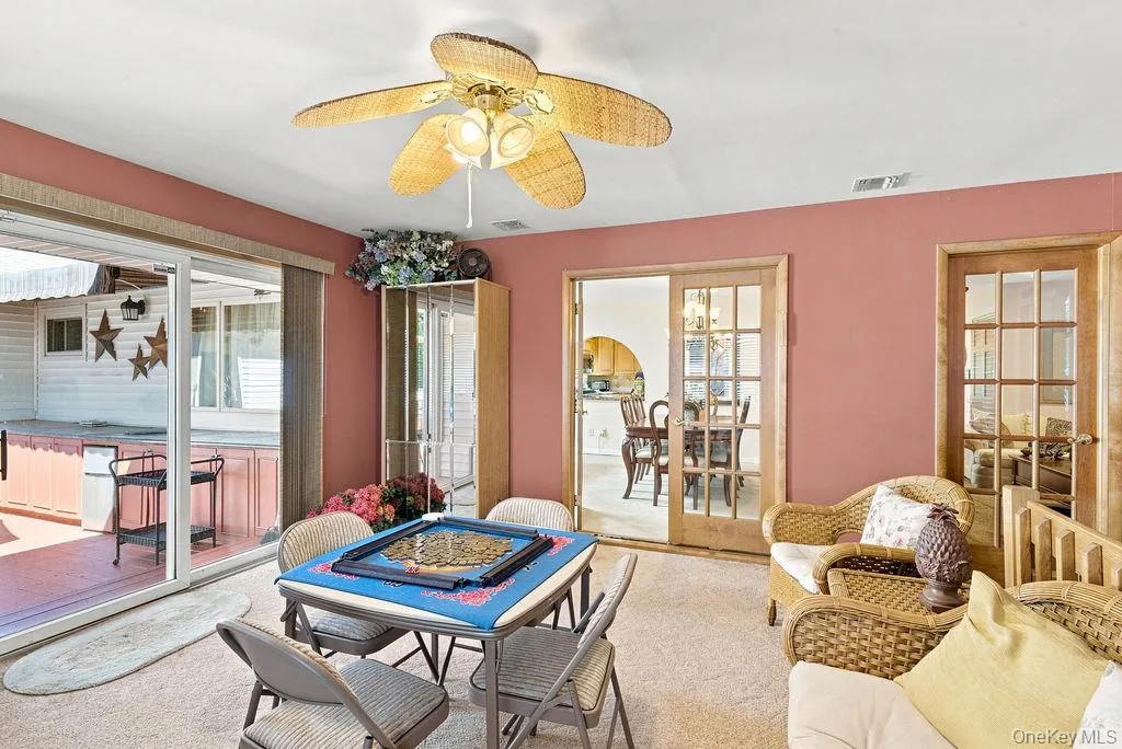22 Gemini Lane, Smithtown, NY, 3 Bedrooms Bedrooms, 7 Rooms Rooms,2 BathroomsBathrooms,Residential,For Rent,Gemini,0,1033550 22 Gemini Lane, Smithtown, NY, 3 Bedrooms Bedrooms, 7 Rooms Rooms,2 BathroomsBathrooms,Residential,For Rent,Gemini,0,1033550