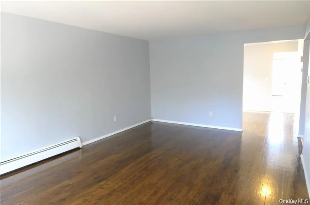 156 Truman Avenue, Yonkers, NY, 3 Bedrooms Bedrooms, 6 Rooms Rooms,2 BathroomsBathrooms,Residential Lease,For Rent,Truman,0,1033552 156 Truman Avenue, Yonkers, NY, 3 Bedrooms Bedrooms, 6 Rooms Rooms,2 BathroomsBathrooms,Residential Lease,For Rent,Truman,0,1033552
