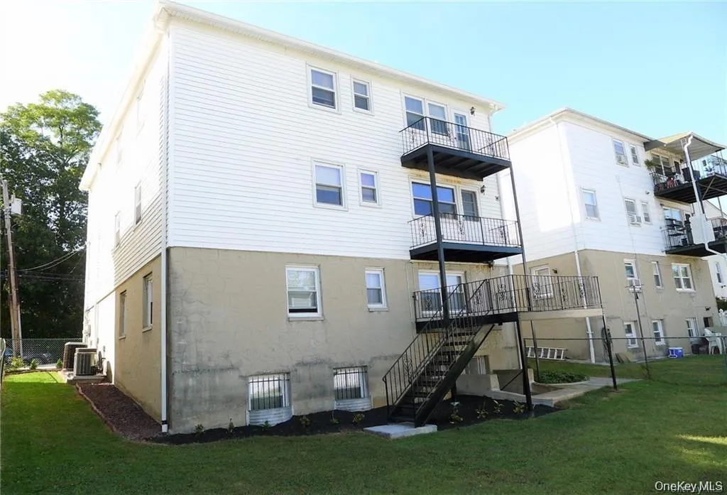 156 Truman Avenue, Yonkers, NY, 3 Bedrooms Bedrooms, 6 Rooms Rooms,2 BathroomsBathrooms,Residential Lease,For Rent,Truman,0,1033552 156 Truman Avenue, Yonkers, NY, 3 Bedrooms Bedrooms, 6 Rooms Rooms,2 BathroomsBathrooms,Residential Lease,For Rent,Truman,0,1033552