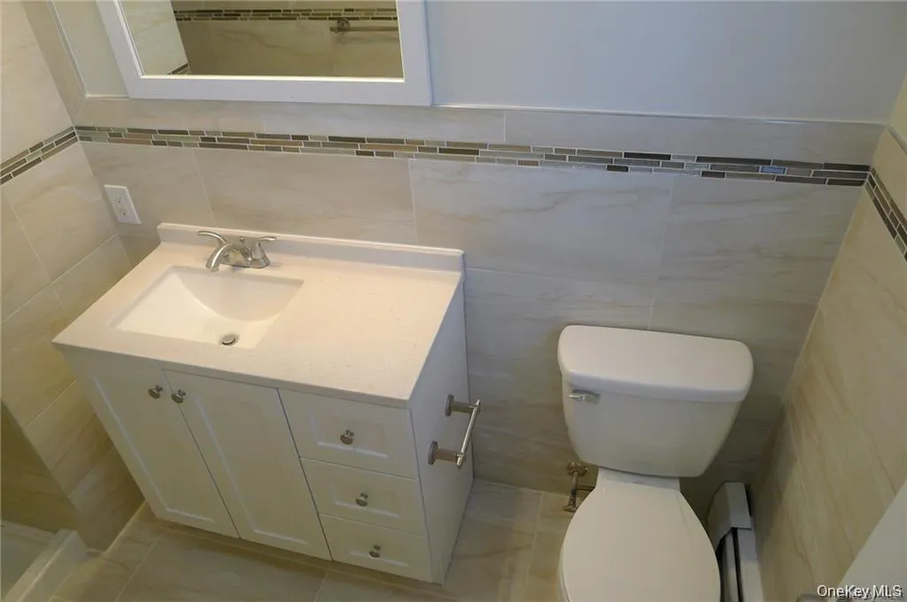 156 Truman Avenue, Yonkers, NY, 3 Bedrooms Bedrooms, 6 Rooms Rooms,2 BathroomsBathrooms,Residential Lease,For Rent,Truman,0,1033552 156 Truman Avenue, Yonkers, NY, 3 Bedrooms Bedrooms, 6 Rooms Rooms,2 BathroomsBathrooms,Residential Lease,For Rent,Truman,0,1033552