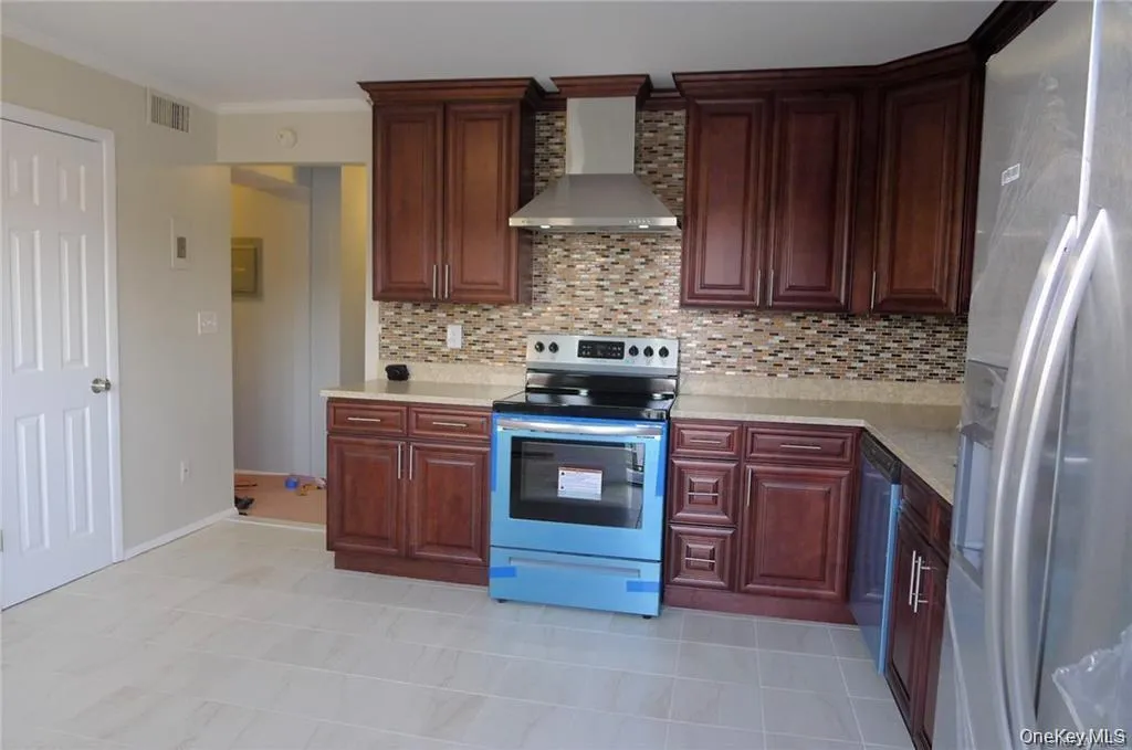 156 Truman Avenue, Yonkers, NY, 3 Bedrooms Bedrooms, 6 Rooms Rooms,2 BathroomsBathrooms,Residential Lease,For Rent,Truman,0,1033552 156 Truman Avenue, Yonkers, NY, 3 Bedrooms Bedrooms, 6 Rooms Rooms,2 BathroomsBathrooms,Residential Lease,For Rent,Truman,0,1033552
