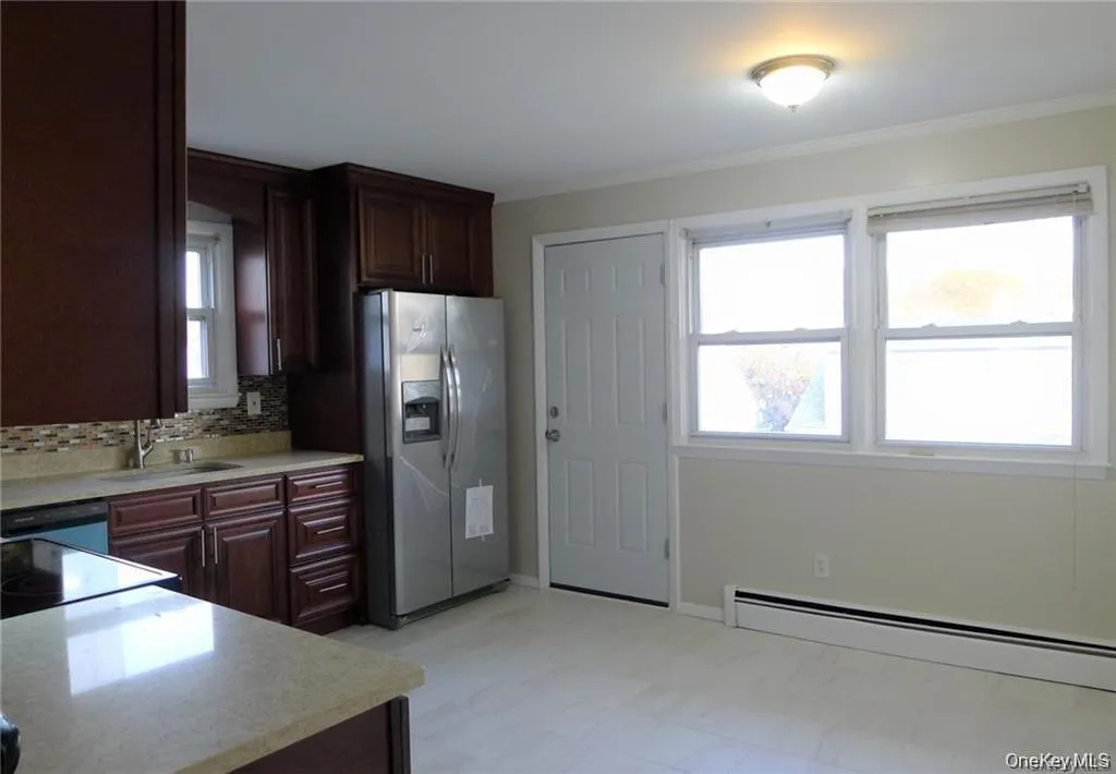 156 Truman Avenue, Yonkers, NY, 3 Bedrooms Bedrooms, 6 Rooms Rooms,2 BathroomsBathrooms,Residential Lease,For Rent,Truman,0,1033552 156 Truman Avenue, Yonkers, NY, 3 Bedrooms Bedrooms, 6 Rooms Rooms,2 BathroomsBathrooms,Residential Lease,For Rent,Truman,0,1033552