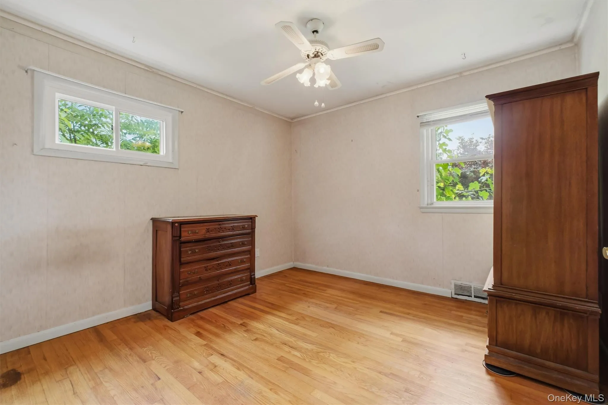 4 Broadview Road, Poughkeepsie, NY, 3 Bedrooms Bedrooms, 5 Rooms Rooms,1 BathroomBathrooms,Residential,For Rent,Broadview,0,1033564 4 Broadview Road, Poughkeepsie, NY, 3 Bedrooms Bedrooms, 5 Rooms Rooms,1 BathroomBathrooms,Residential,For Rent,Broadview,0,1033564