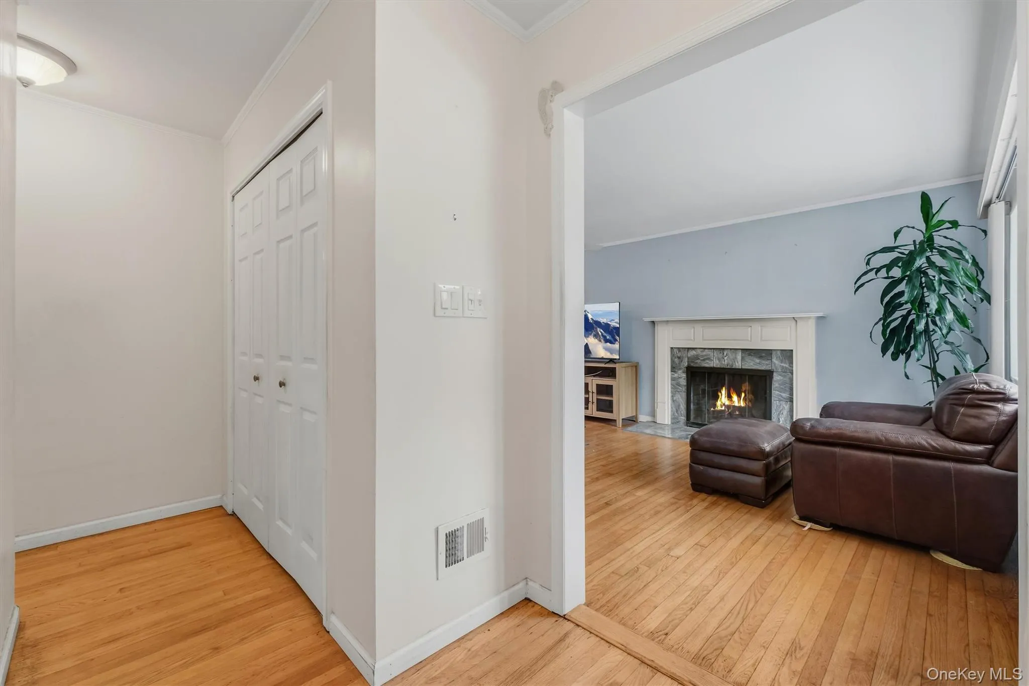 4 Broadview Road, Poughkeepsie, NY, 3 Bedrooms Bedrooms, 5 Rooms Rooms,1 BathroomBathrooms,Residential,For Rent,Broadview,0,1033564 4 Broadview Road, Poughkeepsie, NY, 3 Bedrooms Bedrooms, 5 Rooms Rooms,1 BathroomBathrooms,Residential,For Rent,Broadview,0,1033564