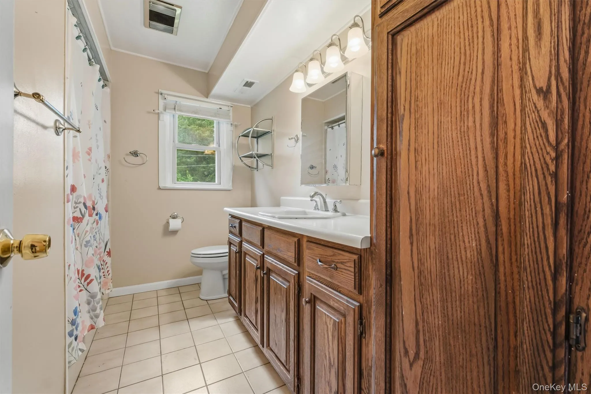 4 Broadview Road, Poughkeepsie, NY, 3 Bedrooms Bedrooms, 5 Rooms Rooms,1 BathroomBathrooms,Residential,For Rent,Broadview,0,1033564 4 Broadview Road, Poughkeepsie, NY, 3 Bedrooms Bedrooms, 5 Rooms Rooms,1 BathroomBathrooms,Residential,For Rent,Broadview,0,1033564
