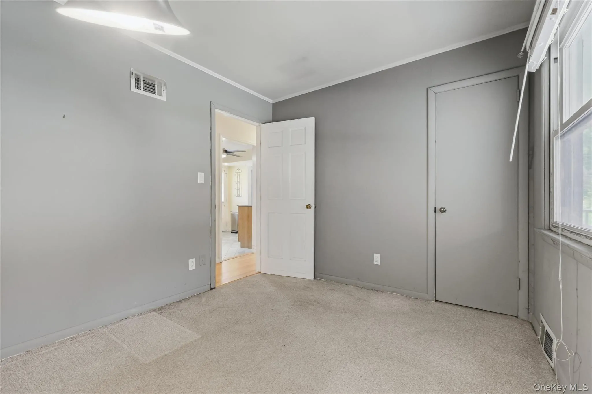 4 Broadview Road, Poughkeepsie, NY, 3 Bedrooms Bedrooms, 5 Rooms Rooms,1 BathroomBathrooms,Residential,For Rent,Broadview,0,1033564 4 Broadview Road, Poughkeepsie, NY, 3 Bedrooms Bedrooms, 5 Rooms Rooms,1 BathroomBathrooms,Residential,For Rent,Broadview,0,1033564