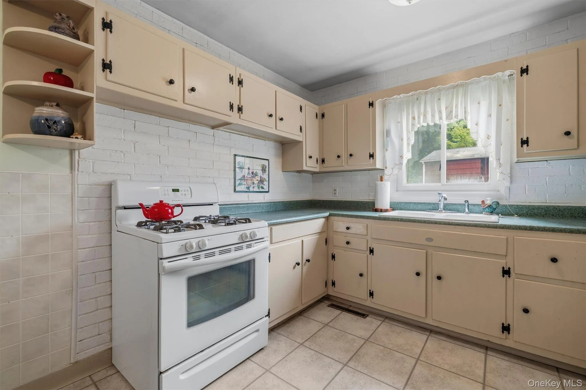 21 Keystone Park, Wallkill, NY, 3 Bedrooms Bedrooms, 6 Rooms Rooms,1 BathroomBathrooms,Residential,For Rent,Keystone,0,1033567 21 Keystone Park, Wallkill, NY, 3 Bedrooms Bedrooms, 6 Rooms Rooms,1 BathroomBathrooms,Residential,For Rent,Keystone,0,1033567