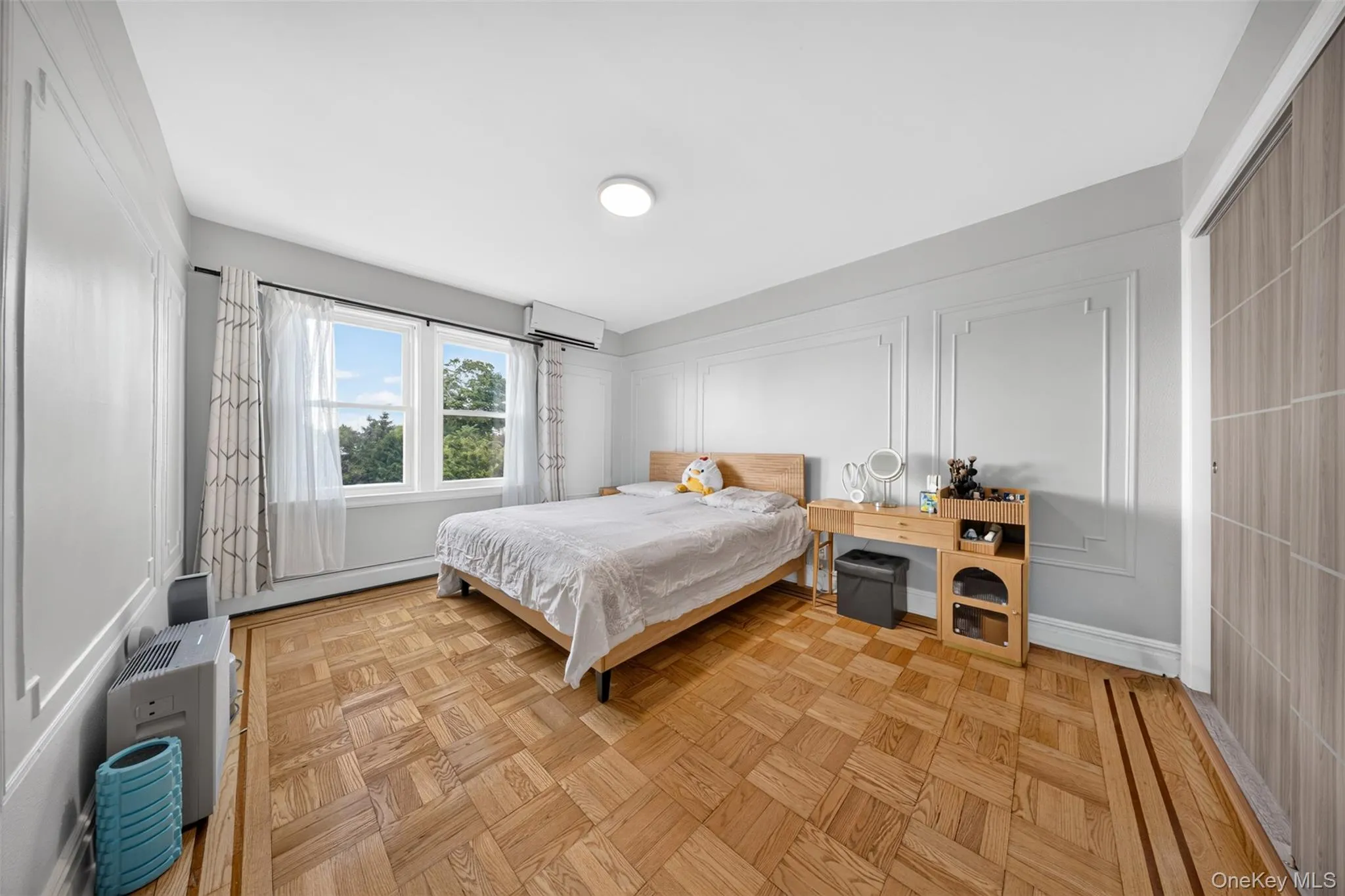 4215 172nd Street, New York, NY, 3 Bedrooms Bedrooms, 10 Rooms Rooms,2 BathroomsBathrooms,Residential,For Rent,172nd,0,1033568 4215 172nd Street, New York, NY, 3 Bedrooms Bedrooms, 10 Rooms Rooms,2 BathroomsBathrooms,Residential,For Rent,172nd,0,1033568