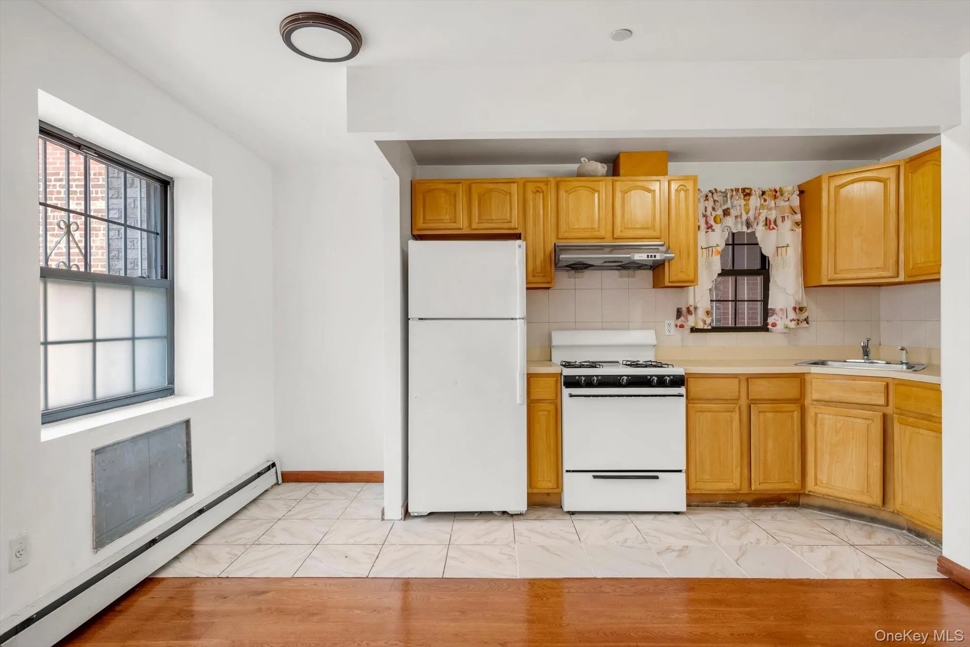 9705 50th Avenue, New York, NY, 2 Bedrooms Bedrooms, 5 Rooms Rooms,1 BathroomBathrooms,Residential,For Rent,50th,0,1033577 9705 50th Avenue, New York, NY, 2 Bedrooms Bedrooms, 5 Rooms Rooms,1 BathroomBathrooms,Residential,For Rent,50th,0,1033577