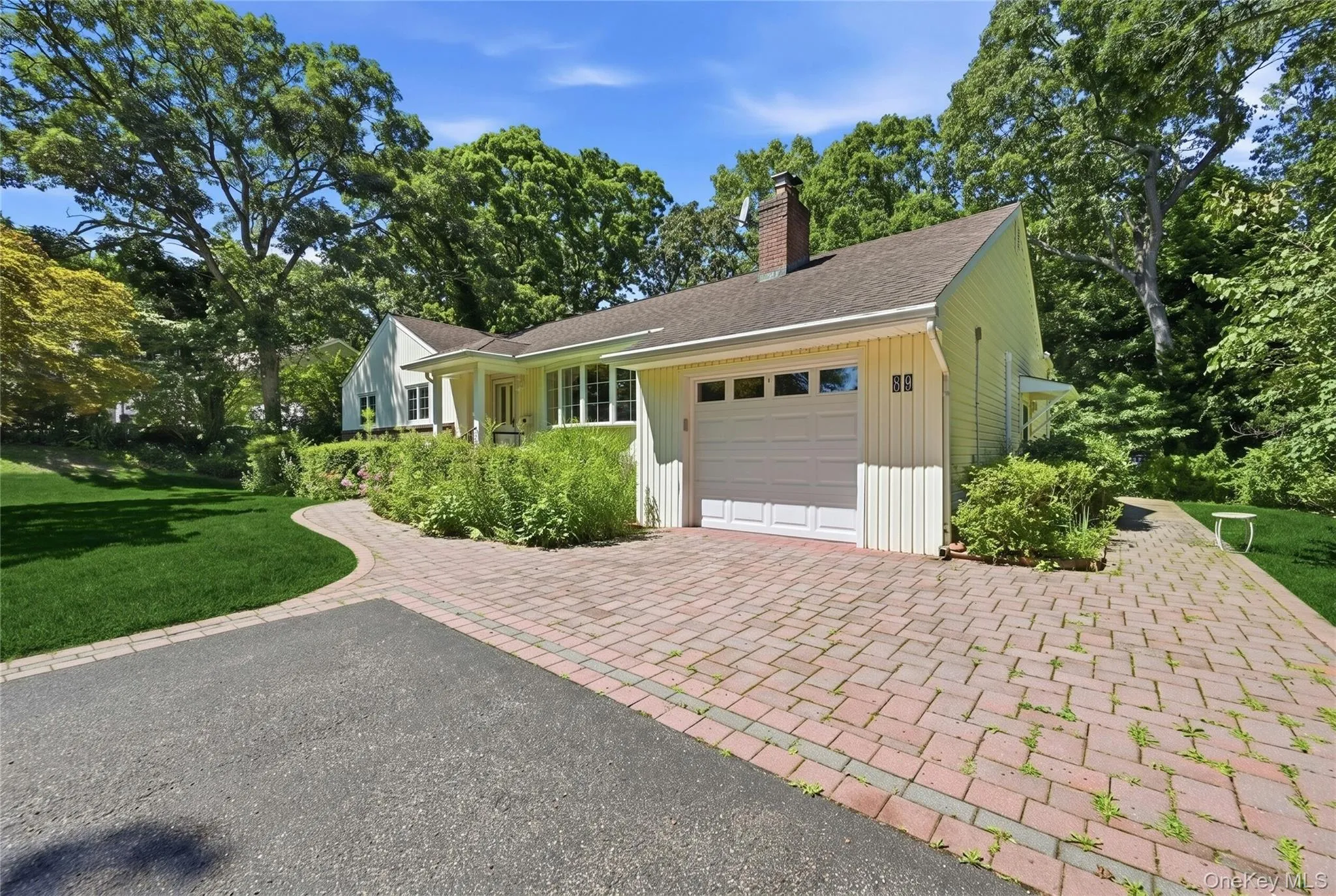 89 Burton Lane, Huntington, NY, 3 Bedrooms Bedrooms, 7 Rooms Rooms,1 BathroomBathrooms,Residential,For Rent,Burton,0,1033579 89 Burton Lane, Huntington, NY, 3 Bedrooms Bedrooms, 7 Rooms Rooms,1 BathroomBathrooms,Residential,For Rent,Burton,0,1033579