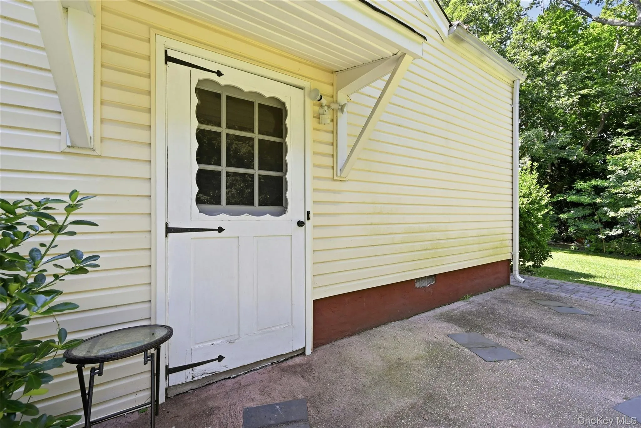 Side entry Side entry