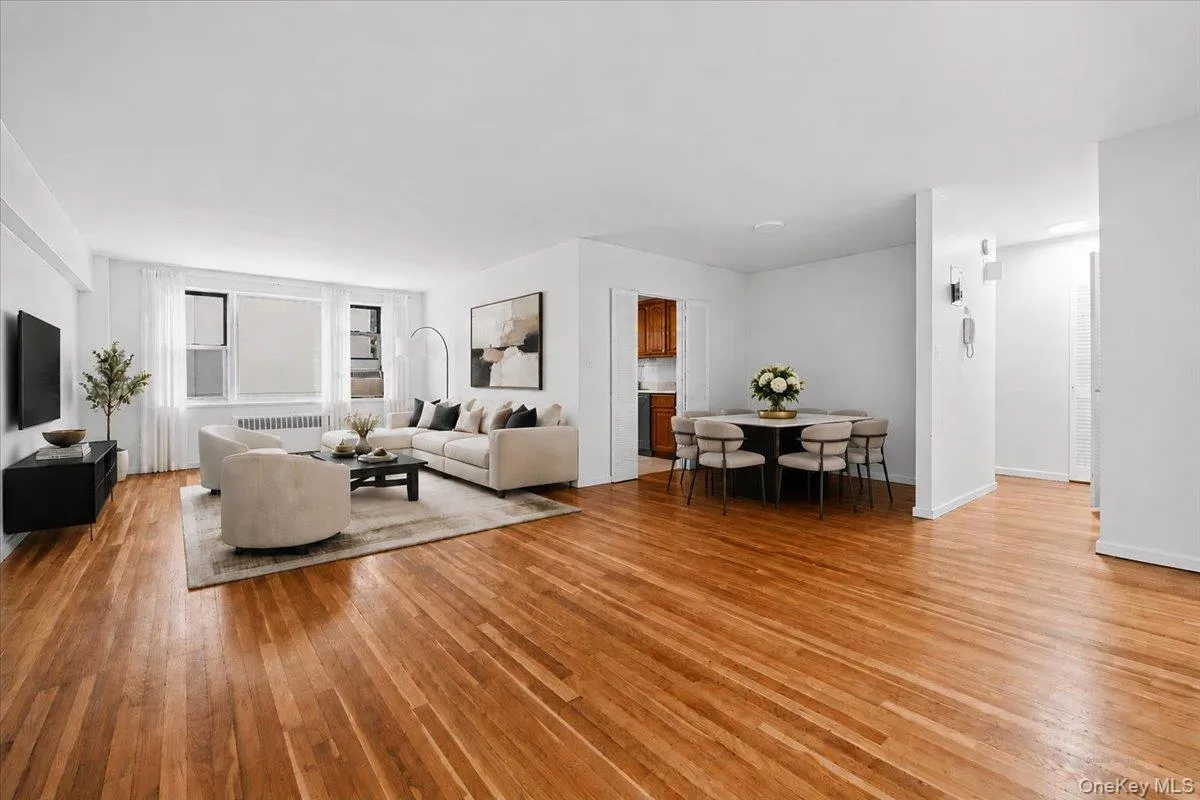 3720 Independence Avenue, New York, NY, 1 Bedroom Bedrooms, 4 Rooms Rooms,1 BathroomBathrooms,Residential,For Rent,Independence,0,1033580 3720 Independence Avenue, New York, NY, 1 Bedroom Bedrooms, 4 Rooms Rooms,1 BathroomBathrooms,Residential,For Rent,Independence,0,1033580