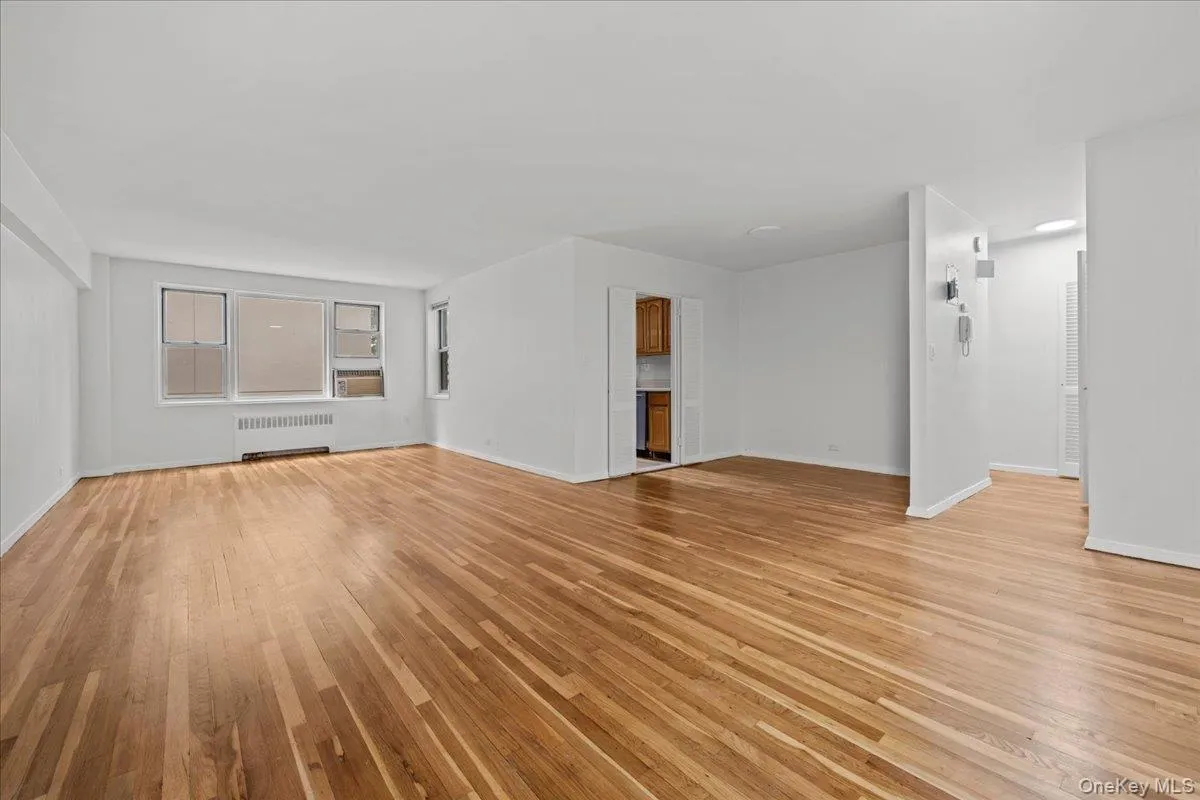3720 Independence Avenue, New York, NY, 1 Bedroom Bedrooms, 4 Rooms Rooms,1 BathroomBathrooms,Residential,For Rent,Independence,0,1033580 3720 Independence Avenue, New York, NY, 1 Bedroom Bedrooms, 4 Rooms Rooms,1 BathroomBathrooms,Residential,For Rent,Independence,0,1033580