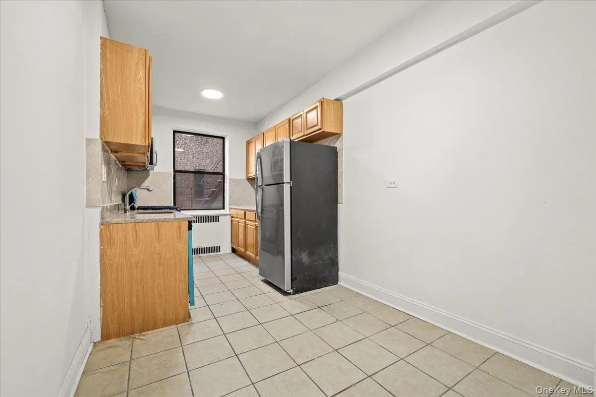 3015 Riverdale Avenue, New York, NY, 2 Bedrooms Bedrooms, 5 Rooms Rooms,1 BathroomBathrooms,Residential,For Rent,Riverdale,0,1033582 3015 Riverdale Avenue, New York, NY, 2 Bedrooms Bedrooms, 5 Rooms Rooms,1 BathroomBathrooms,Residential,For Rent,Riverdale,0,1033582