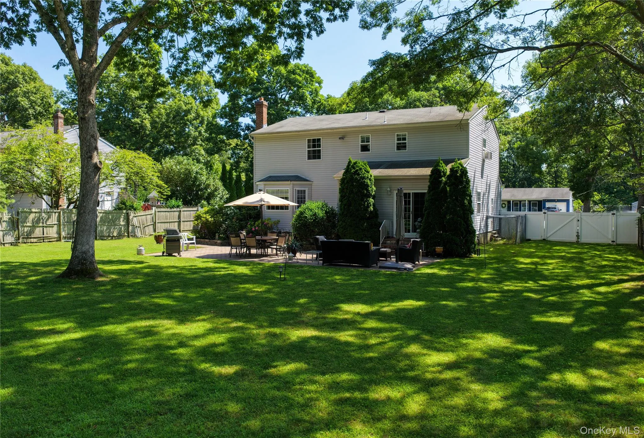 357 Avondale Drive, Brookhaven, NY, 4 Bedrooms Bedrooms, 8 Rooms Rooms,1 BathroomBathrooms,Residential,For Rent,Avondale,0,1033583 357 Avondale Drive, Brookhaven, NY, 4 Bedrooms Bedrooms, 8 Rooms Rooms,1 BathroomBathrooms,Residential,For Rent,Avondale,0,1033583