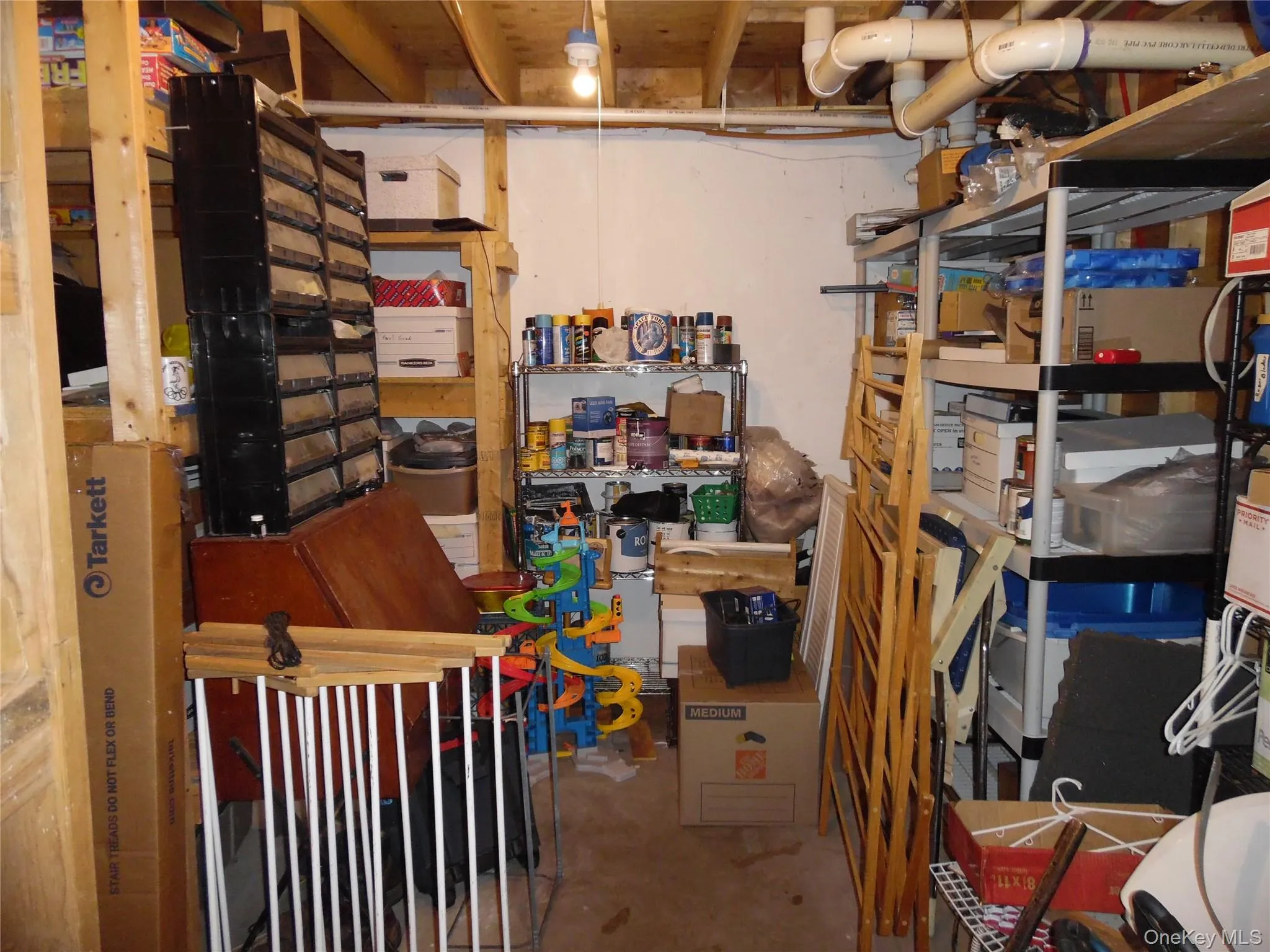 storage area downstairs storage area downstairs