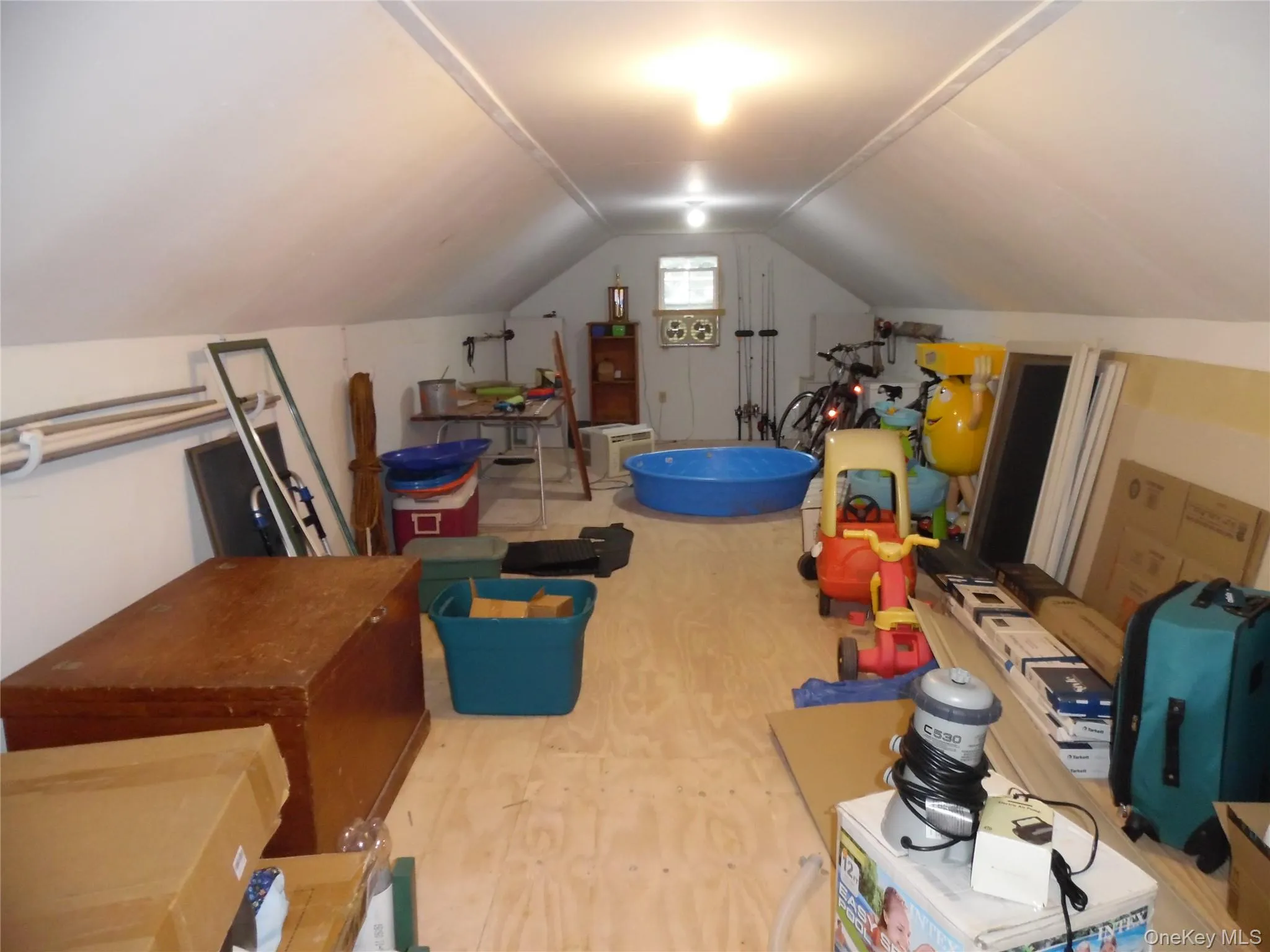 upstairs room in garage used for storage upstairs room in garage used for storage