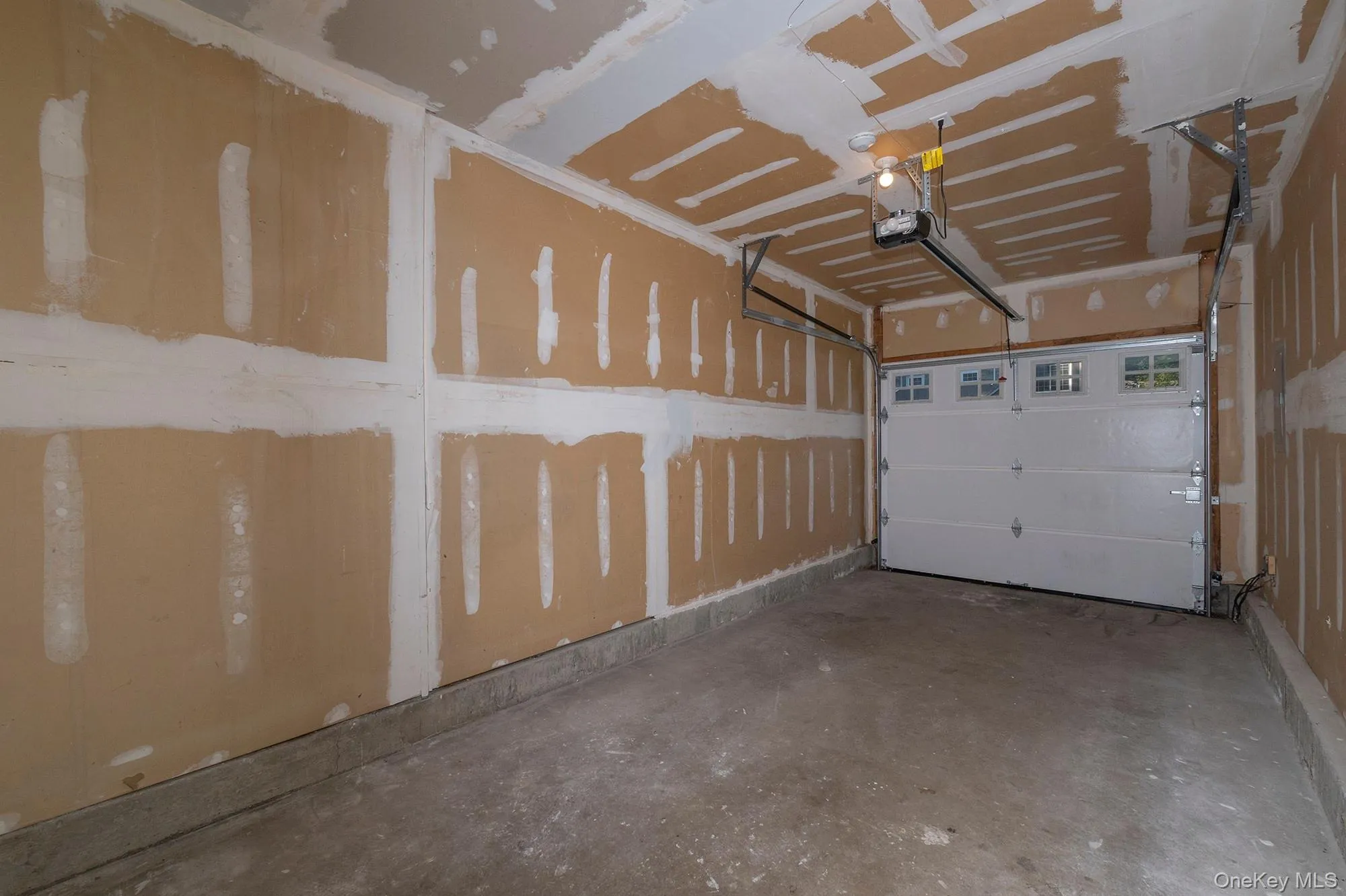 5000 Townhouse Drive, Brookhaven, NY, 2 Bedrooms Bedrooms, 5 Rooms Rooms,2 BathroomsBathrooms,Residential Lease,For Rent,Townhouse,0,1033591 5000 Townhouse Drive, Brookhaven, NY, 2 Bedrooms Bedrooms, 5 Rooms Rooms,2 BathroomsBathrooms,Residential Lease,For Rent,Townhouse,0,1033591