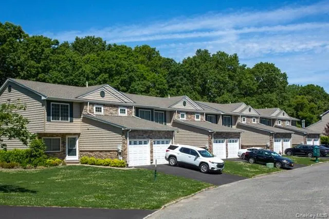 5000 Townhouse Drive, Brookhaven, NY, 2 Bedrooms Bedrooms, 5 Rooms Rooms,2 BathroomsBathrooms,Residential Lease,For Rent,Townhouse,0,1033591 5000 Townhouse Drive, Brookhaven, NY, 2 Bedrooms Bedrooms, 5 Rooms Rooms,2 BathroomsBathrooms,Residential Lease,For Rent,Townhouse,0,1033591