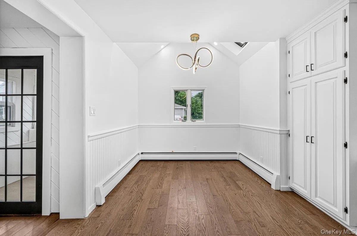60 Lake Shore Drive, Brookhaven, NY, 6 Bedrooms Bedrooms, 16 Rooms Rooms,3 BathroomsBathrooms,Residential,For Rent,Lake Shore,0,1033592 60 Lake Shore Drive, Brookhaven, NY, 6 Bedrooms Bedrooms, 16 Rooms Rooms,3 BathroomsBathrooms,Residential,For Rent,Lake Shore,0,1033592