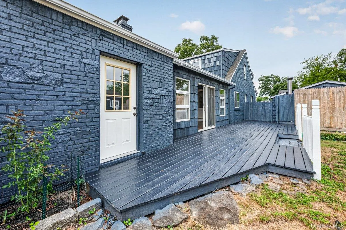 60 Lake Shore Drive, Brookhaven, NY, 6 Bedrooms Bedrooms, 16 Rooms Rooms,3 BathroomsBathrooms,Residential,For Rent,Lake Shore,0,1033592 60 Lake Shore Drive, Brookhaven, NY, 6 Bedrooms Bedrooms, 16 Rooms Rooms,3 BathroomsBathrooms,Residential,For Rent,Lake Shore,0,1033592