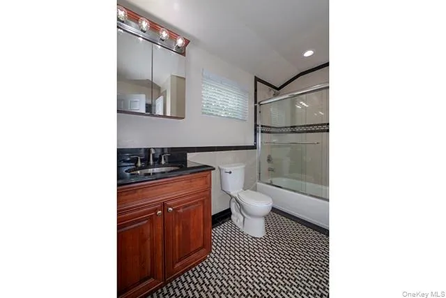 5000 Townhouse Drive, Brookhaven, NY, 2 Bedrooms Bedrooms, 5 Rooms Rooms,2 BathroomsBathrooms,Residential Lease,For Rent,Townhouse,0,1033595 5000 Townhouse Drive, Brookhaven, NY, 2 Bedrooms Bedrooms, 5 Rooms Rooms,2 BathroomsBathrooms,Residential Lease,For Rent,Townhouse,0,1033595