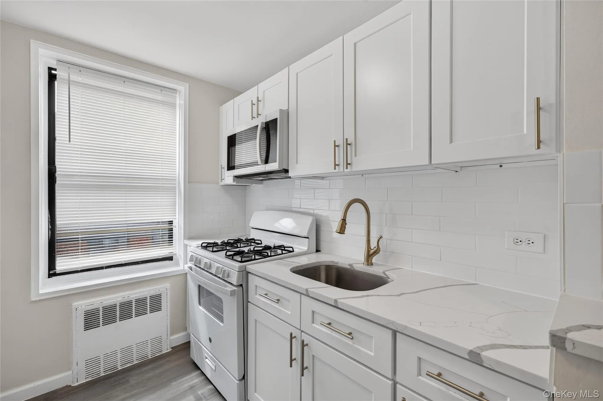 175-45 88th Avenue, New York, NY, 2 Bedrooms Bedrooms, 5 Rooms Rooms,2 BathroomsBathrooms,Residential,For Rent,88th,0,1033596 175-45 88th Avenue, New York, NY, 2 Bedrooms Bedrooms, 5 Rooms Rooms,2 BathroomsBathrooms,Residential,For Rent,88th,0,1033596