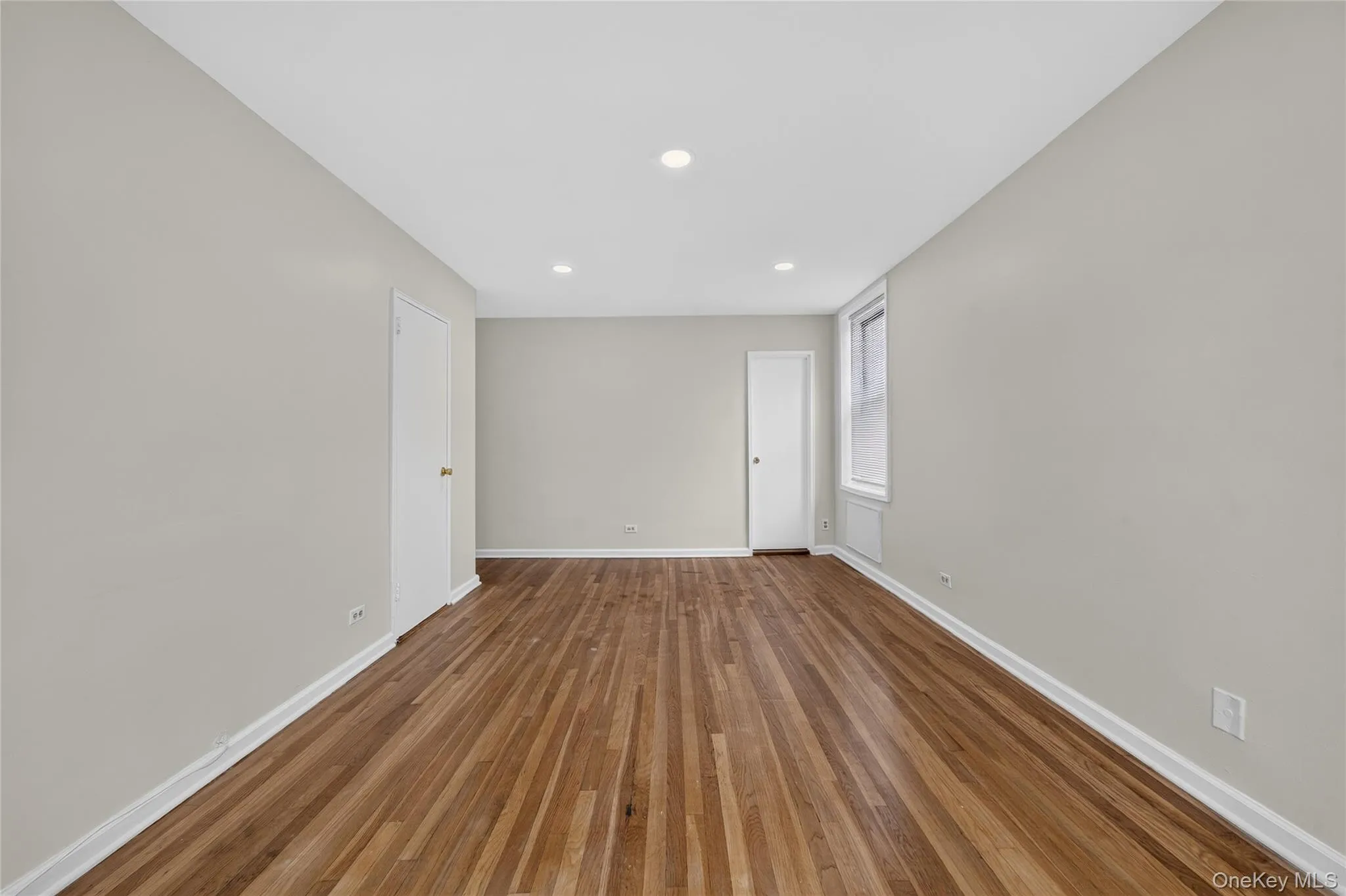 175-45 88th Avenue, New York, NY, 2 Bedrooms Bedrooms, 5 Rooms Rooms,2 BathroomsBathrooms,Residential,For Rent,88th,0,1033596 175-45 88th Avenue, New York, NY, 2 Bedrooms Bedrooms, 5 Rooms Rooms,2 BathroomsBathrooms,Residential,For Rent,88th,0,1033596