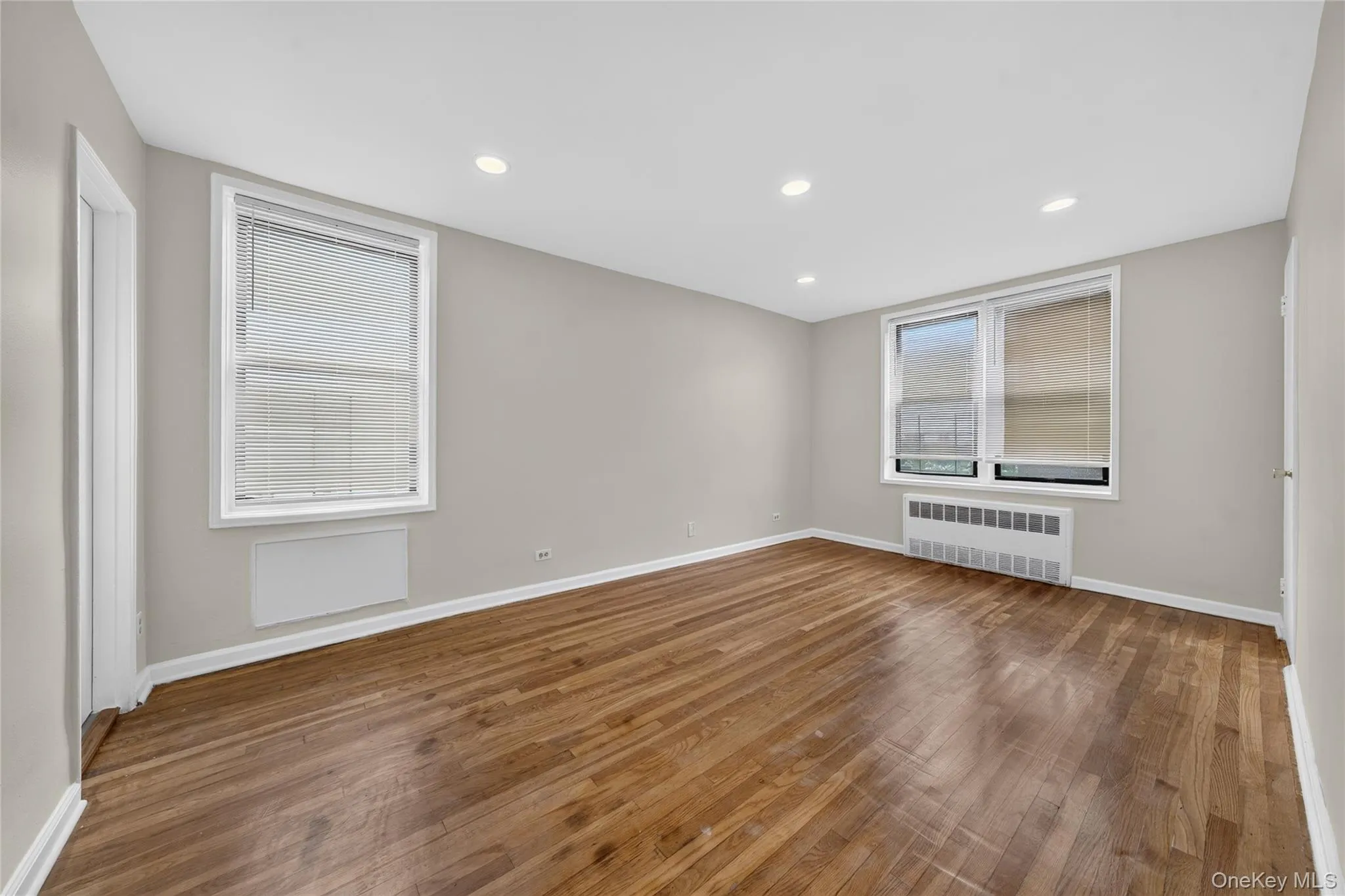 175-45 88th Avenue, New York, NY, 2 Bedrooms Bedrooms, 5 Rooms Rooms,2 BathroomsBathrooms,Residential,For Rent,88th,0,1033596 175-45 88th Avenue, New York, NY, 2 Bedrooms Bedrooms, 5 Rooms Rooms,2 BathroomsBathrooms,Residential,For Rent,88th,0,1033596