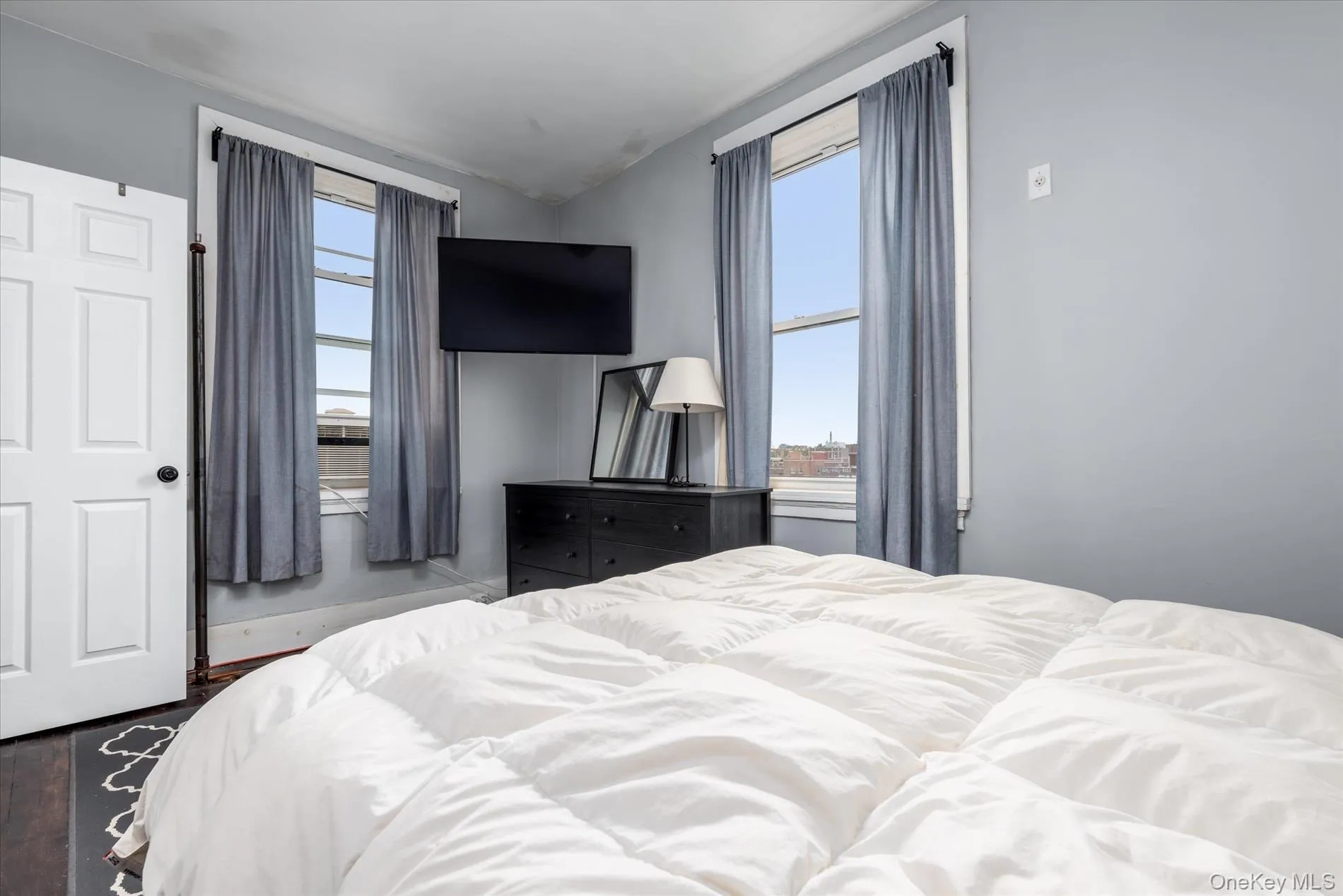 Master Bedroom. Master Bedroom.