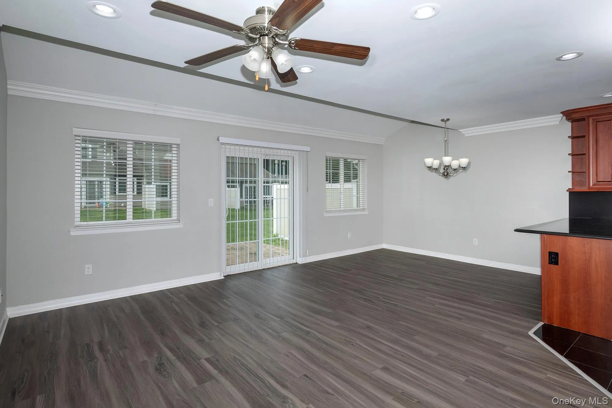 5000 Townhouse Drive, Brookhaven, NY, 3 Bedrooms Bedrooms, 6 Rooms Rooms,2 BathroomsBathrooms,Residential Lease,For Rent,Townhouse,0,1033602 5000 Townhouse Drive, Brookhaven, NY, 3 Bedrooms Bedrooms, 6 Rooms Rooms,2 BathroomsBathrooms,Residential Lease,For Rent,Townhouse,0,1033602