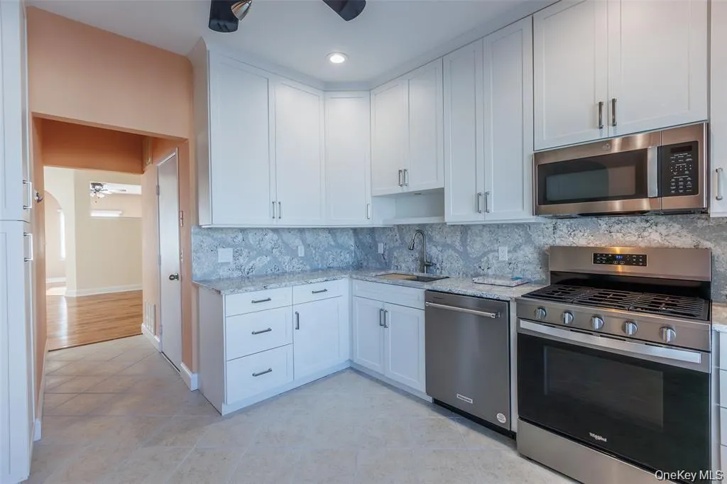 728 Birchwood Park Drive, Brookhaven, NY, 3 Bedrooms Bedrooms, 7 Rooms Rooms,2 BathroomsBathrooms,Residential,For Rent,Birchwood Park,0,1033609 728 Birchwood Park Drive, Brookhaven, NY, 3 Bedrooms Bedrooms, 7 Rooms Rooms,2 BathroomsBathrooms,Residential,For Rent,Birchwood Park,0,1033609