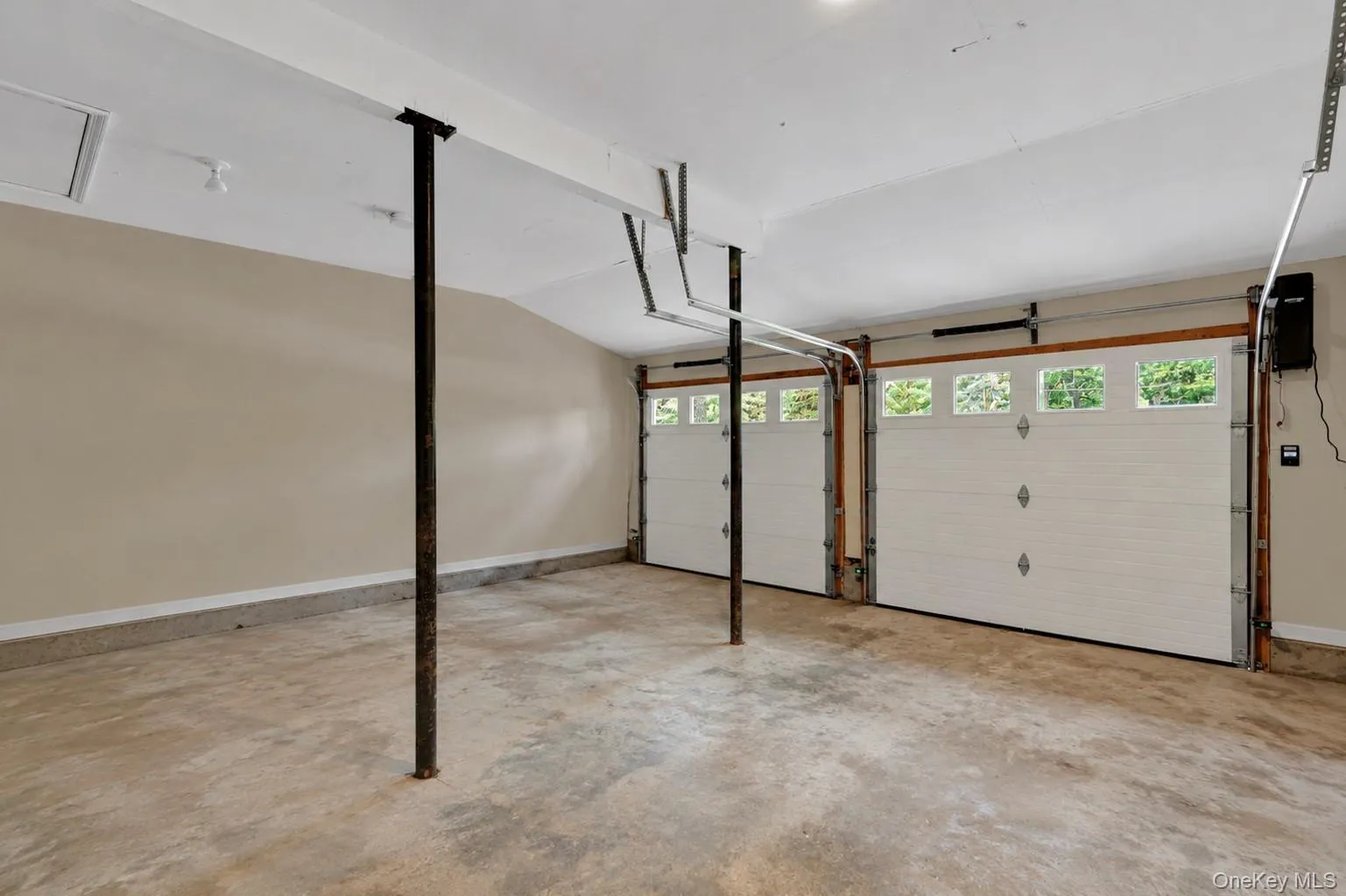 11 Oliver Street, Brookhaven, NY, 4 Bedrooms Bedrooms, 8 Rooms Rooms,2 BathroomsBathrooms,Residential,For Rent,Oliver,0,1033611 11 Oliver Street, Brookhaven, NY, 4 Bedrooms Bedrooms, 8 Rooms Rooms,2 BathroomsBathrooms,Residential,For Rent,Oliver,0,1033611