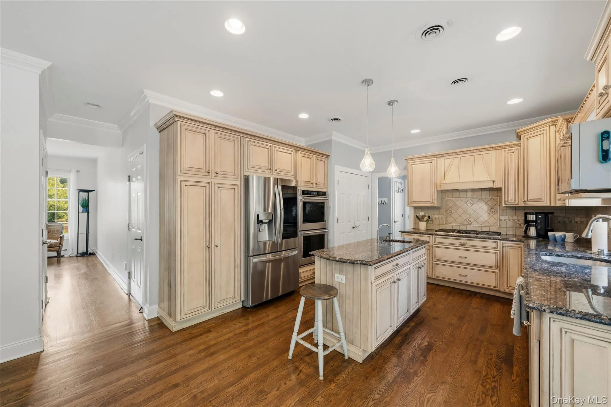 58 Greenwich Avenue, Woodbury, NY, 4 Bedrooms Bedrooms, 12 Rooms Rooms,3 BathroomsBathrooms,Residential,For Rent,Greenwich,0,1033613 58 Greenwich Avenue, Woodbury, NY, 4 Bedrooms Bedrooms, 12 Rooms Rooms,3 BathroomsBathrooms,Residential,For Rent,Greenwich,0,1033613