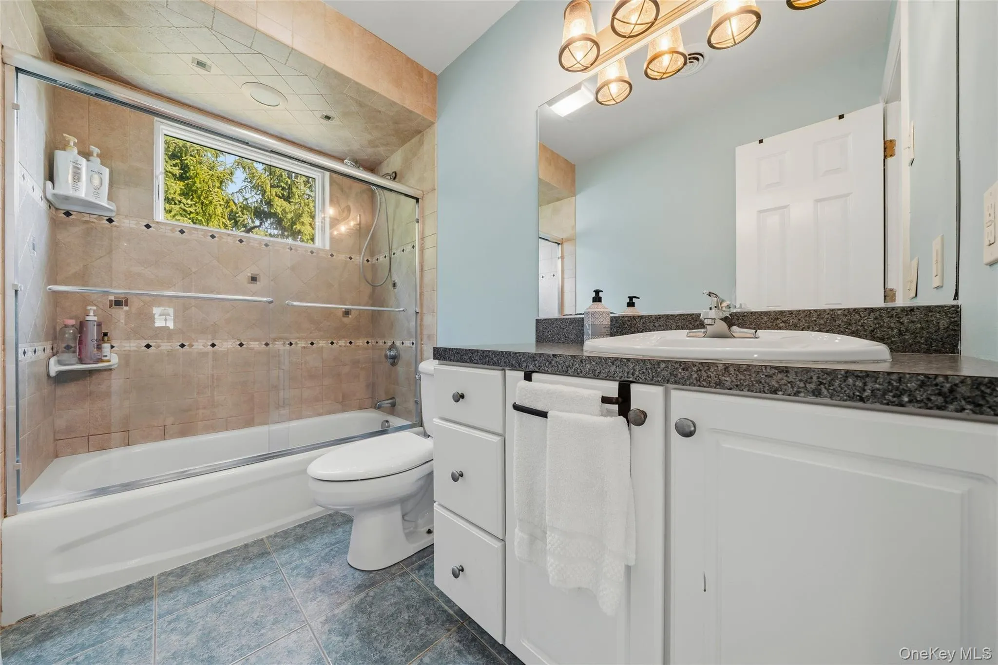 58 Greenwich Avenue, Woodbury, NY, 4 Bedrooms Bedrooms, 12 Rooms Rooms,3 BathroomsBathrooms,Residential,For Rent,Greenwich,0,1033613 58 Greenwich Avenue, Woodbury, NY, 4 Bedrooms Bedrooms, 12 Rooms Rooms,3 BathroomsBathrooms,Residential,For Rent,Greenwich,0,1033613