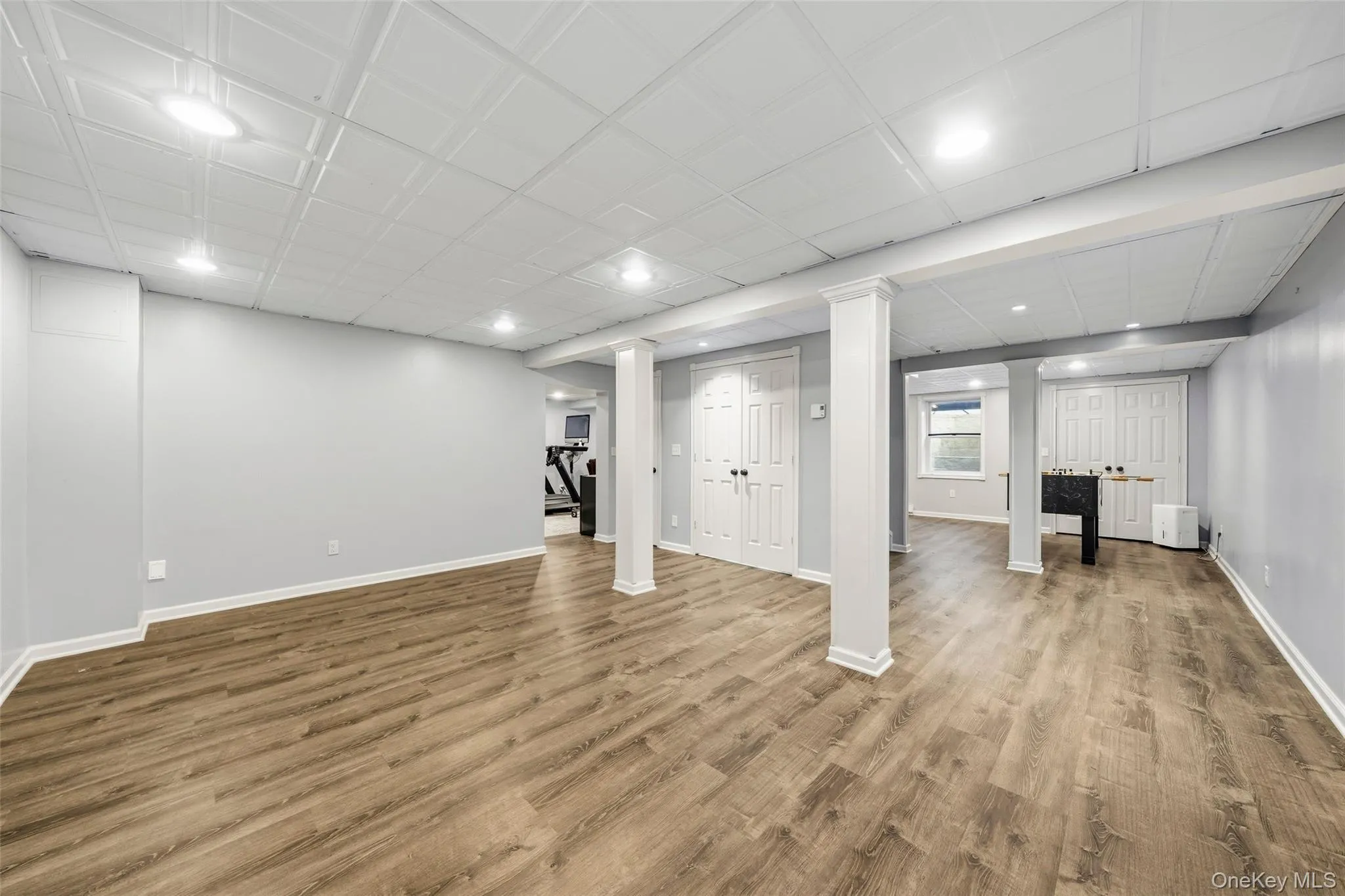 58 Greenwich Avenue, Woodbury, NY, 4 Bedrooms Bedrooms, 12 Rooms Rooms,3 BathroomsBathrooms,Residential,For Rent,Greenwich,0,1033613 58 Greenwich Avenue, Woodbury, NY, 4 Bedrooms Bedrooms, 12 Rooms Rooms,3 BathroomsBathrooms,Residential,For Rent,Greenwich,0,1033613
