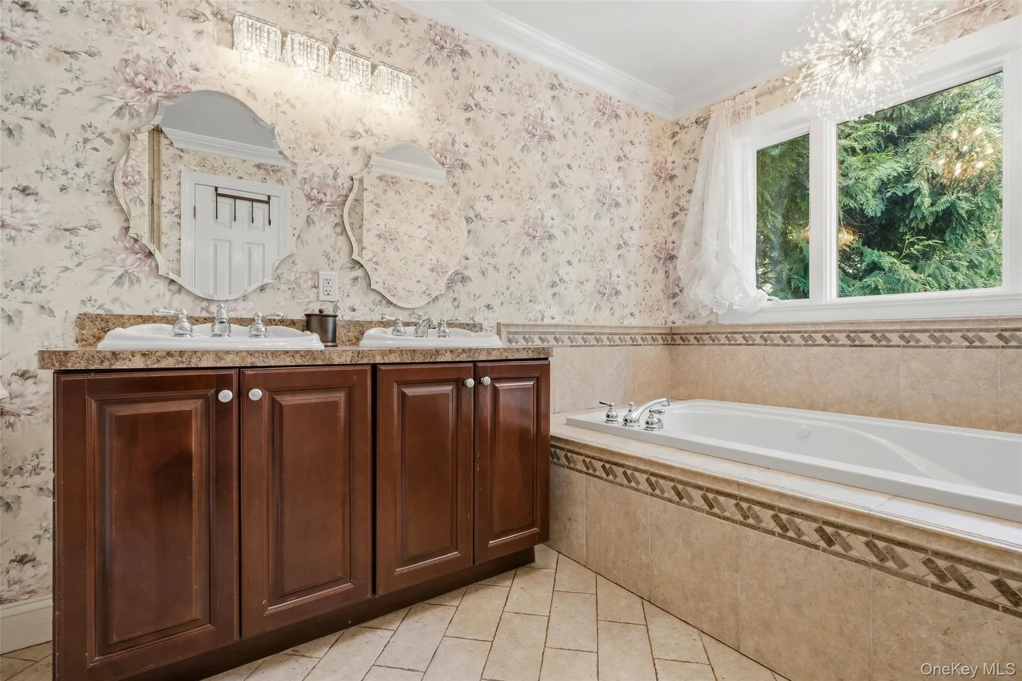 58 Greenwich Avenue, Woodbury, NY, 4 Bedrooms Bedrooms, 12 Rooms Rooms,3 BathroomsBathrooms,Residential,For Rent,Greenwich,0,1033613 58 Greenwich Avenue, Woodbury, NY, 4 Bedrooms Bedrooms, 12 Rooms Rooms,3 BathroomsBathrooms,Residential,For Rent,Greenwich,0,1033613
