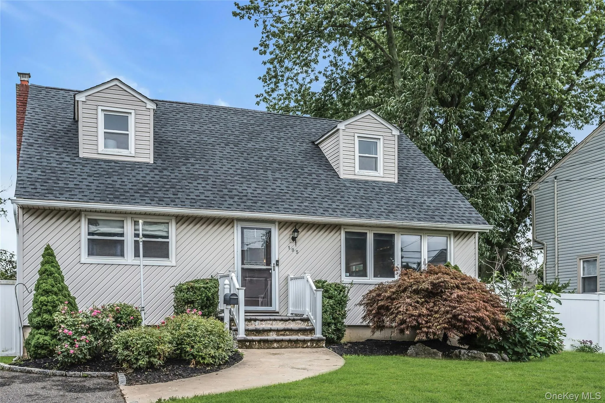 195 Nims Avenue, West Babylon, NY, 4 Bedrooms Bedrooms, 7 Rooms Rooms,2 BathroomsBathrooms,Residential,For Rent,Nims,0,1033620 195 Nims Avenue, West Babylon, NY, 4 Bedrooms Bedrooms, 7 Rooms Rooms,2 BathroomsBathrooms,Residential,For Rent,Nims,0,1033620