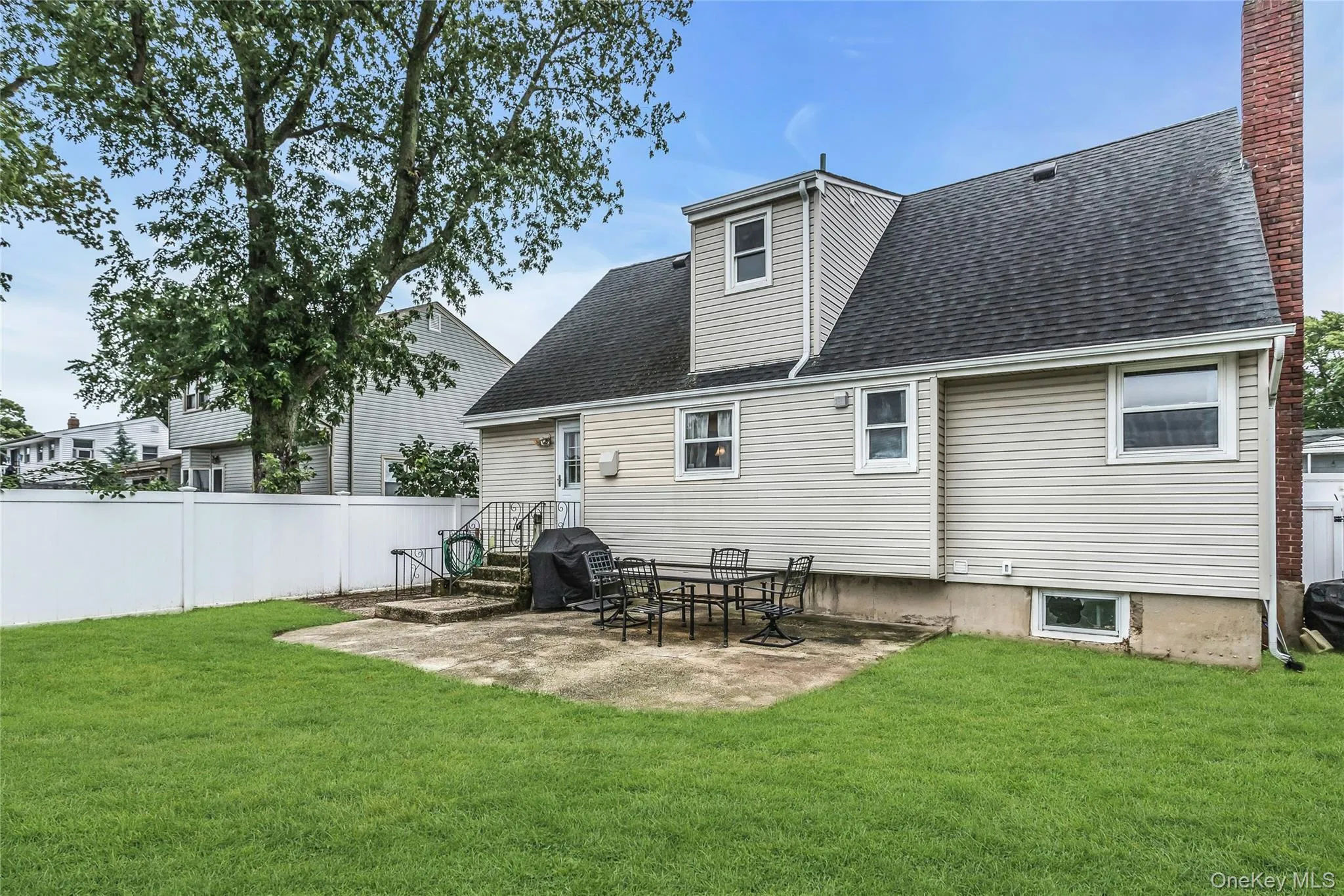195 Nims Avenue, West Babylon, NY, 4 Bedrooms Bedrooms, 7 Rooms Rooms,2 BathroomsBathrooms,Residential,For Rent,Nims,0,1033620 195 Nims Avenue, West Babylon, NY, 4 Bedrooms Bedrooms, 7 Rooms Rooms,2 BathroomsBathrooms,Residential,For Rent,Nims,0,1033620