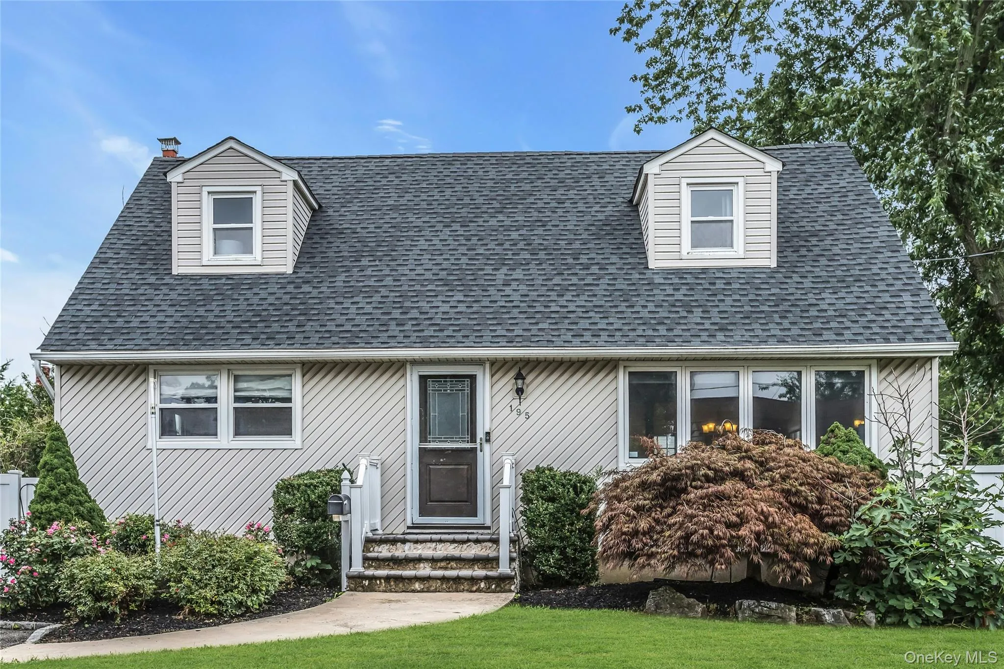 195 Nims Avenue, West Babylon, NY, 4 Bedrooms Bedrooms, 7 Rooms Rooms,2 BathroomsBathrooms,Residential,For Rent,Nims,0,1033620 195 Nims Avenue, West Babylon, NY, 4 Bedrooms Bedrooms, 7 Rooms Rooms,2 BathroomsBathrooms,Residential,For Rent,Nims,0,1033620