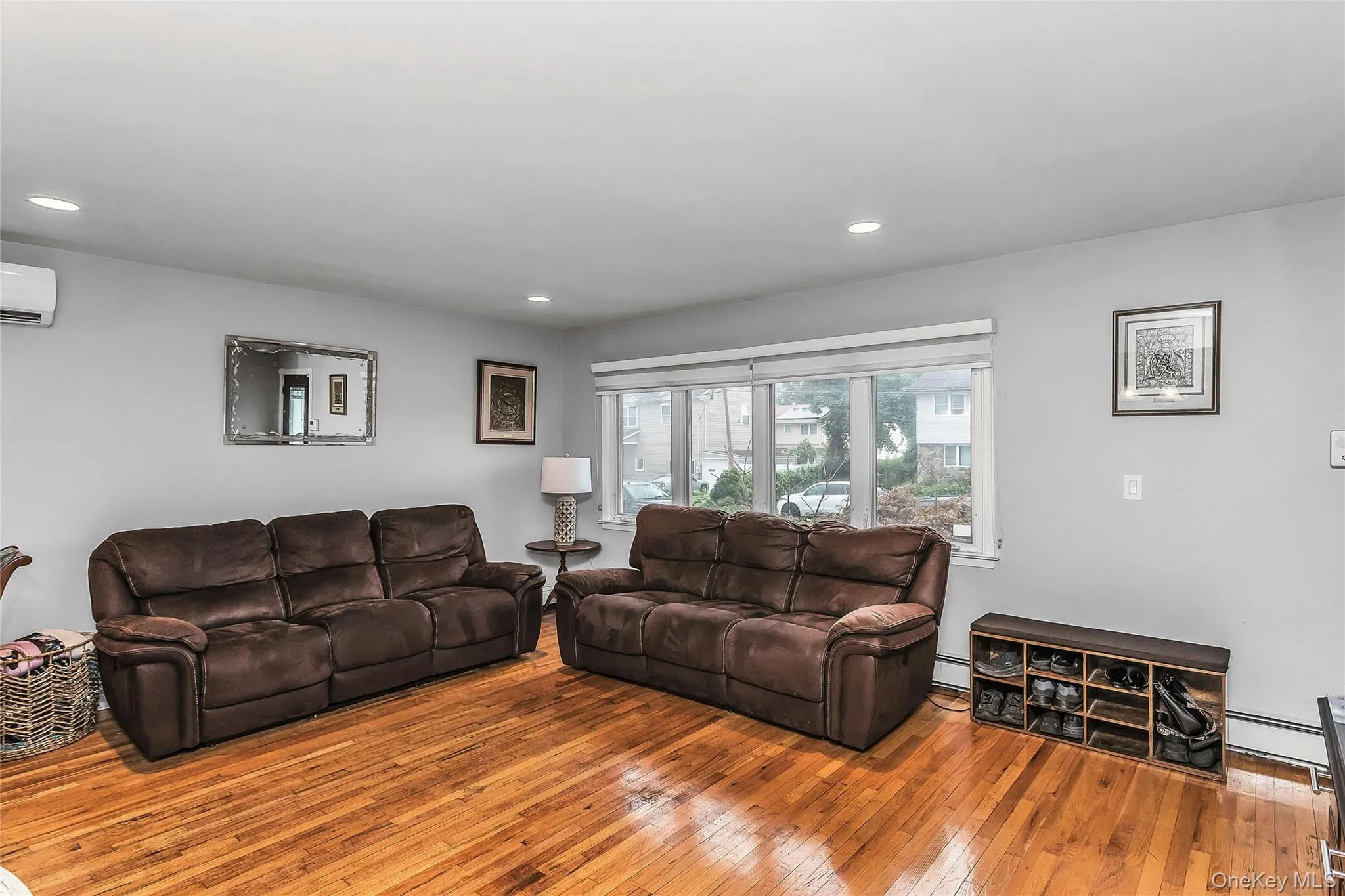 195 Nims Avenue, West Babylon, NY, 4 Bedrooms Bedrooms, 7 Rooms Rooms,2 BathroomsBathrooms,Residential,For Rent,Nims,0,1033620 195 Nims Avenue, West Babylon, NY, 4 Bedrooms Bedrooms, 7 Rooms Rooms,2 BathroomsBathrooms,Residential,For Rent,Nims,0,1033620