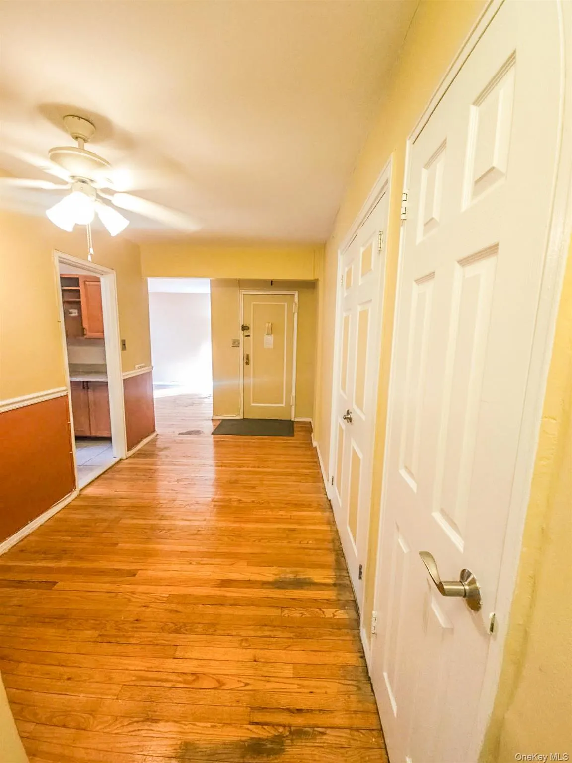 204-15 Foothill Avenue, New York, NY, 2 Bedrooms Bedrooms, 5 Rooms Rooms,1 BathroomBathrooms,Residential,For Rent,Foothill,0,1033622 204-15 Foothill Avenue, New York, NY, 2 Bedrooms Bedrooms, 5 Rooms Rooms,1 BathroomBathrooms,Residential,For Rent,Foothill,0,1033622