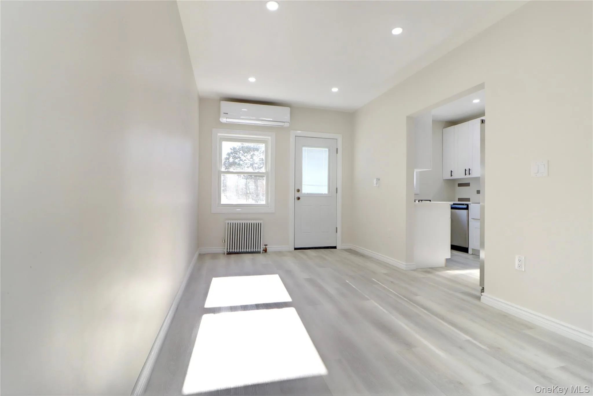 6110 84th Street, New York, NY, 3 Bedrooms Bedrooms, 8 Rooms Rooms,1 BathroomBathrooms,Residential,For Rent,84th,0,1033623 6110 84th Street, New York, NY, 3 Bedrooms Bedrooms, 8 Rooms Rooms,1 BathroomBathrooms,Residential,For Rent,84th,0,1033623