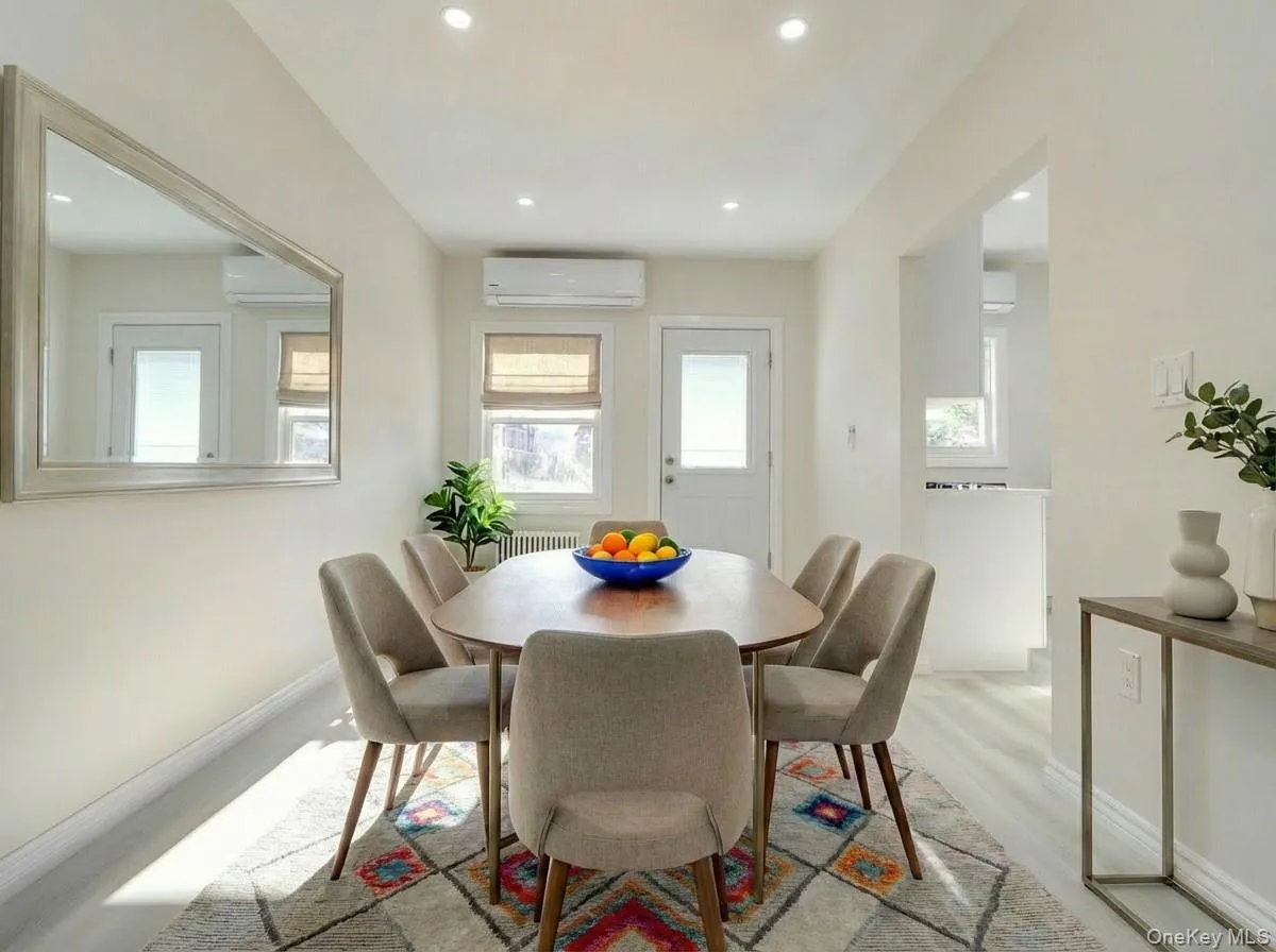 6110 84th Street, New York, NY, 3 Bedrooms Bedrooms, 8 Rooms Rooms,1 BathroomBathrooms,Residential,For Rent,84th,0,1033623 6110 84th Street, New York, NY, 3 Bedrooms Bedrooms, 8 Rooms Rooms,1 BathroomBathrooms,Residential,For Rent,84th,0,1033623