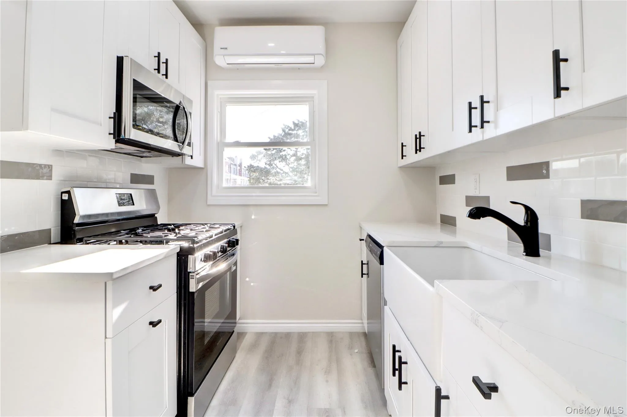 6110 84th Street, New York, NY, 3 Bedrooms Bedrooms, 8 Rooms Rooms,1 BathroomBathrooms,Residential,For Rent,84th,0,1033623 6110 84th Street, New York, NY, 3 Bedrooms Bedrooms, 8 Rooms Rooms,1 BathroomBathrooms,Residential,For Rent,84th,0,1033623