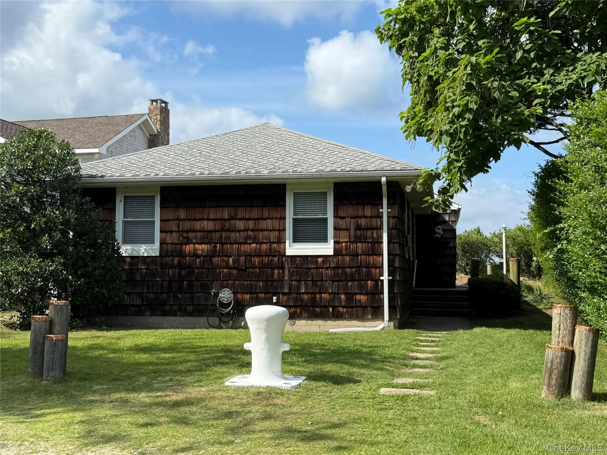 112 Asharoken Avenue, Huntington, NY, 3 Bedroom Bedrooms, 5 Room Rooms,2 BathroomBathrooms,Residential Lease,For Rent,Asharoken,0,1033631 112 Asharoken Avenue, Huntington, NY, 3 Bedroom Bedrooms, 5 Room Rooms,2 BathroomBathrooms,Residential Lease,For Rent,Asharoken,0,1033631